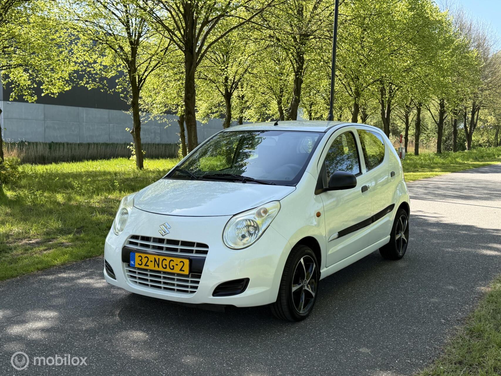 Foto van SUZUKI ALTO