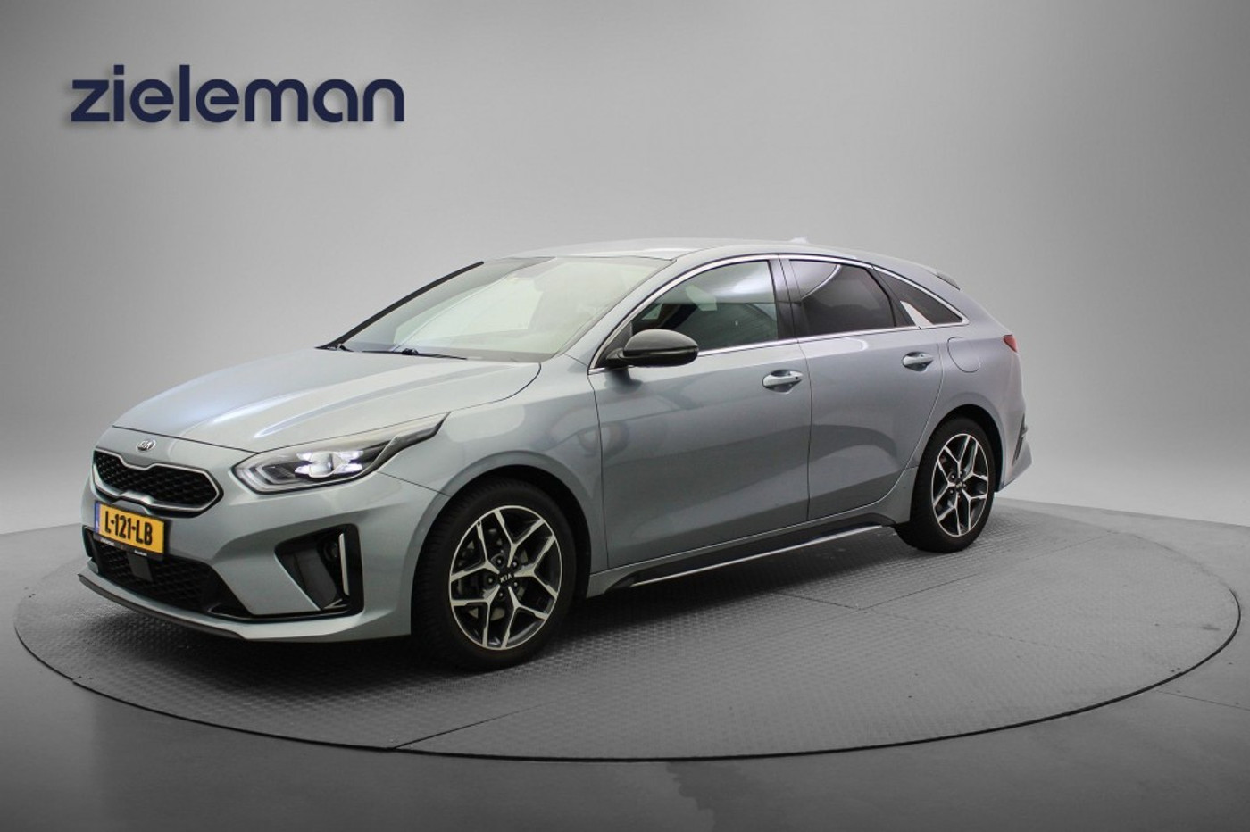 Foto van Kia Proceed