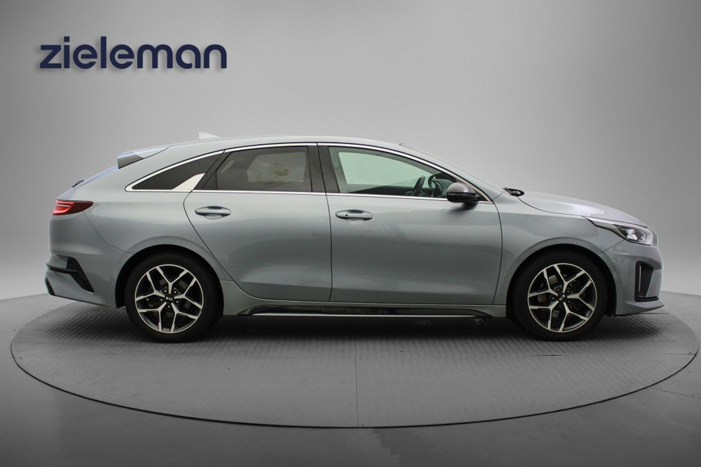 Foto van Kia Proceed