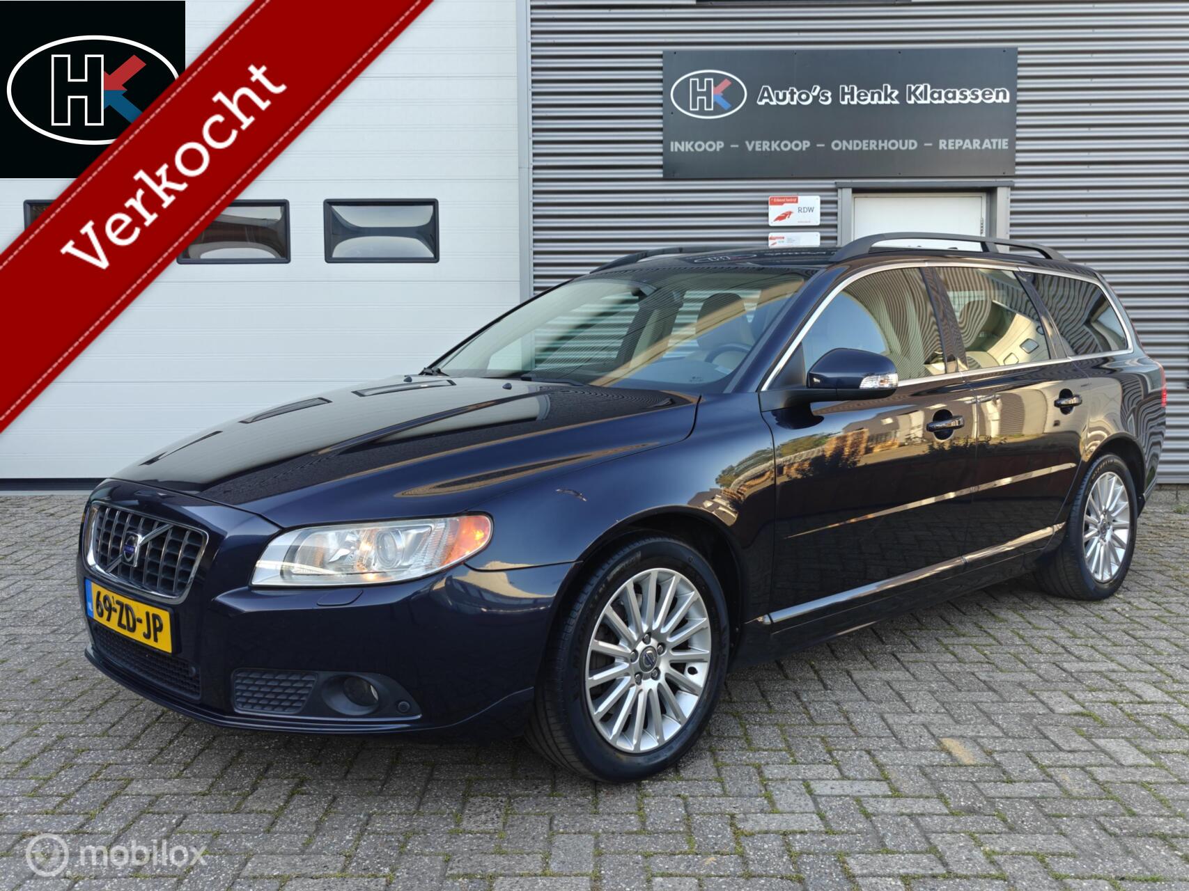 Volvo V70 2.5T 5-cil. 200pk H6 Summum PDCv+a Aut.Niveaureg. 2008 - voorkant