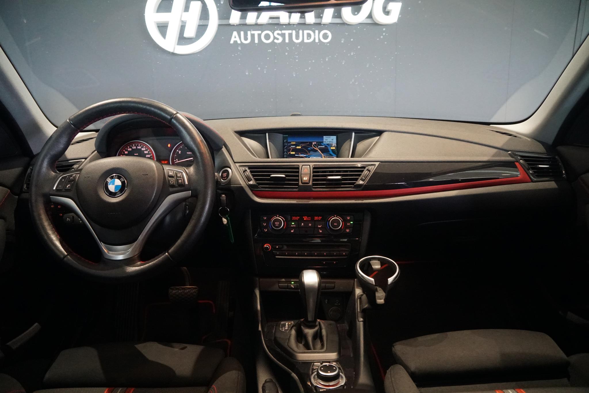 Foto van BMW X1 Sdrive18i