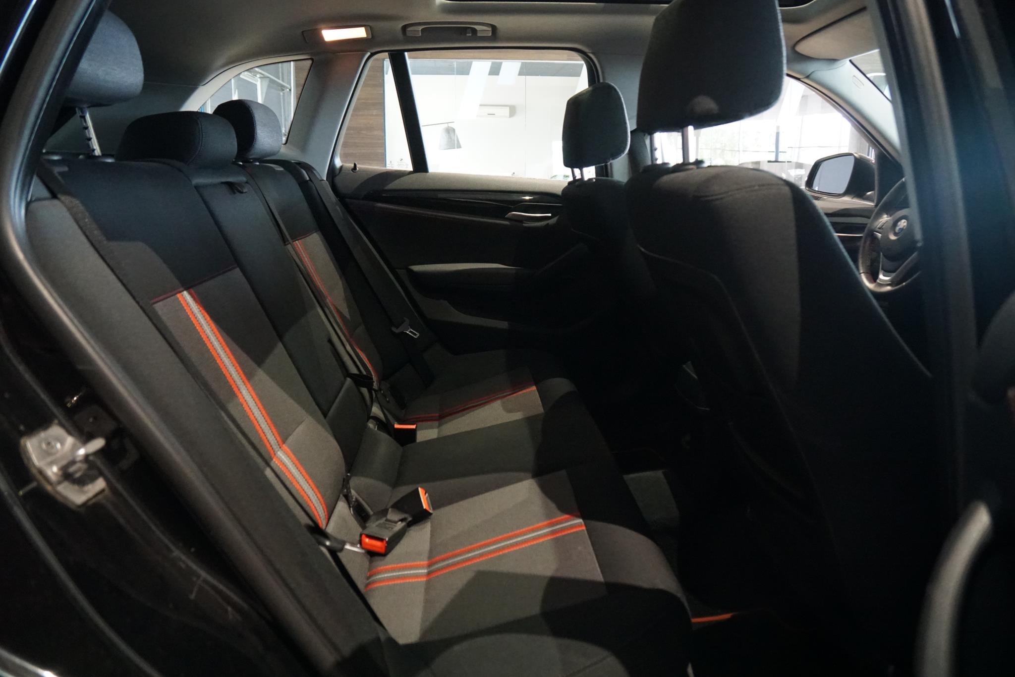 Foto van BMW X1 Sdrive18i