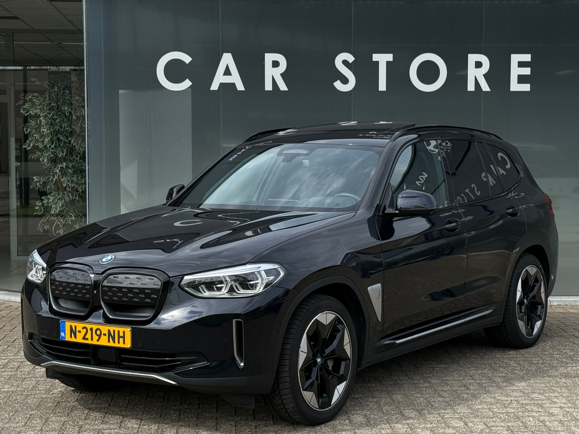 Foto van BMW iX3