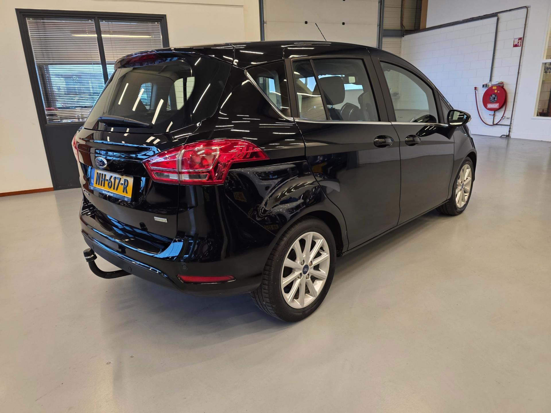 Foto van Ford B-max