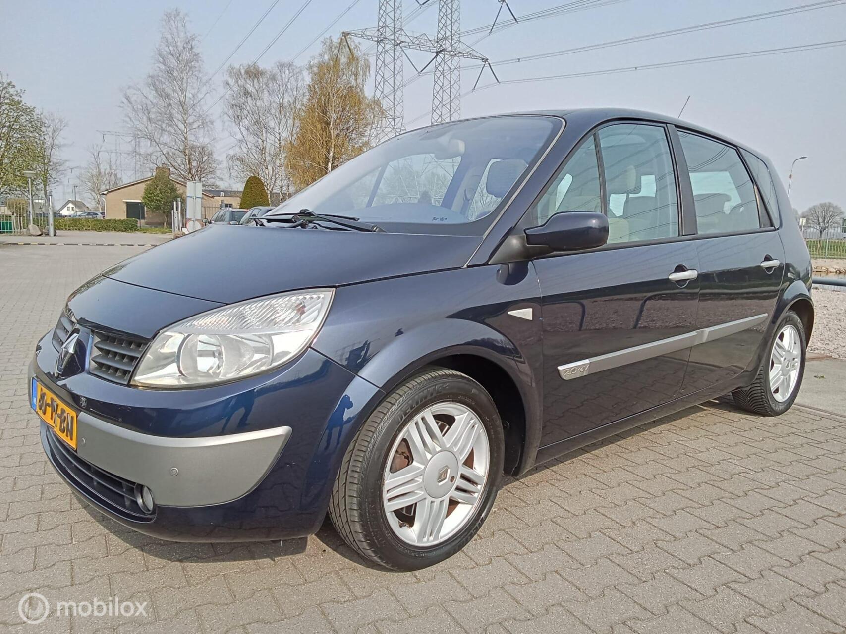 Foto van RENAULT MEGANE SCENIC