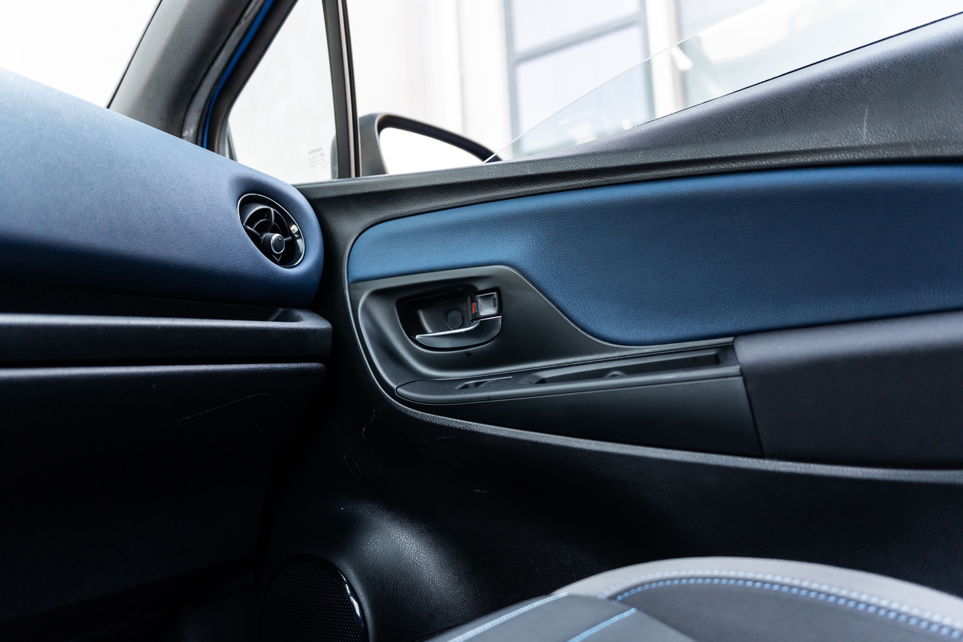 Foto van Toyota Toyota Yaris Hybrid
