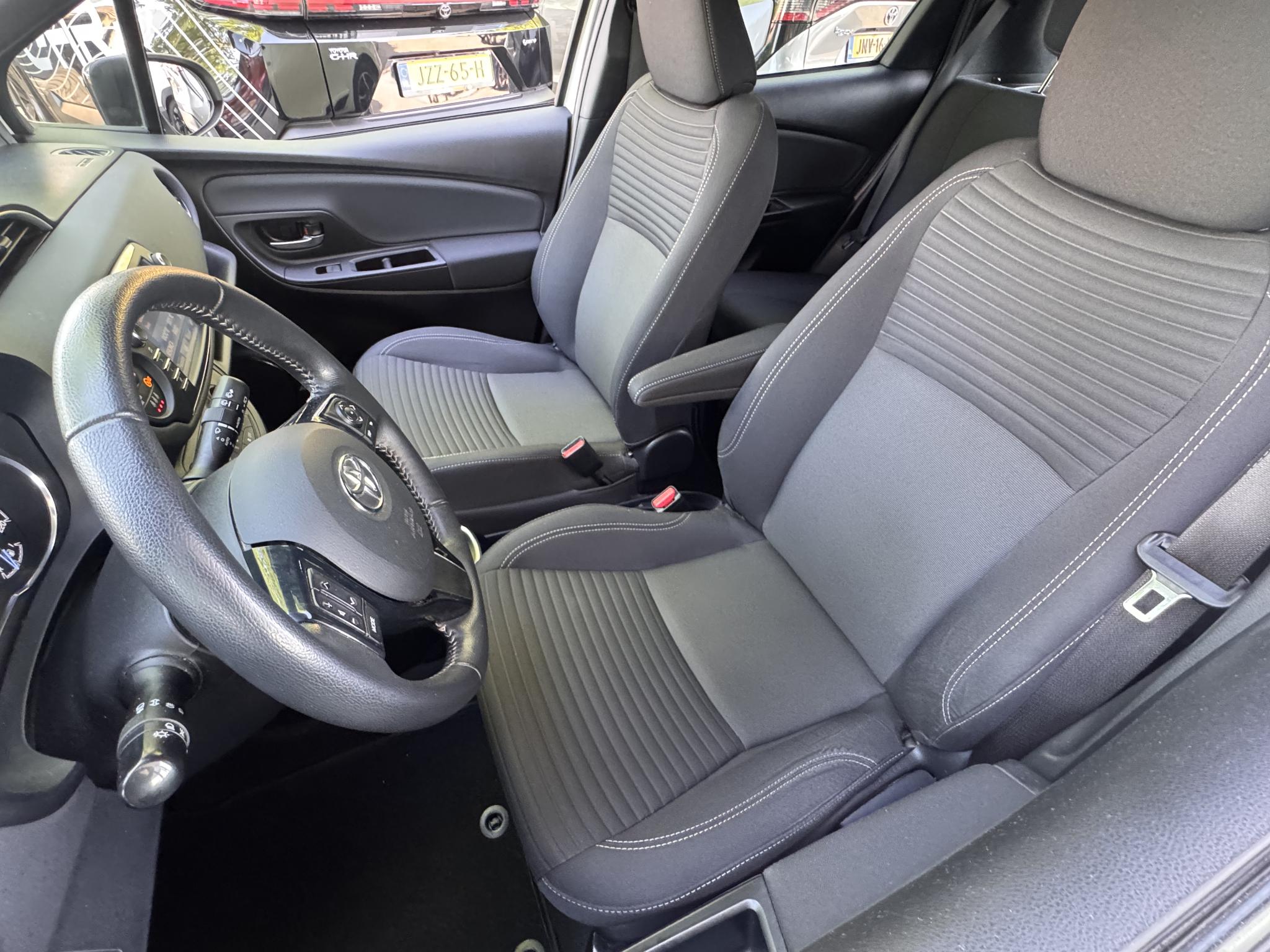 Foto van Toyota Toyota Yaris Hybrid