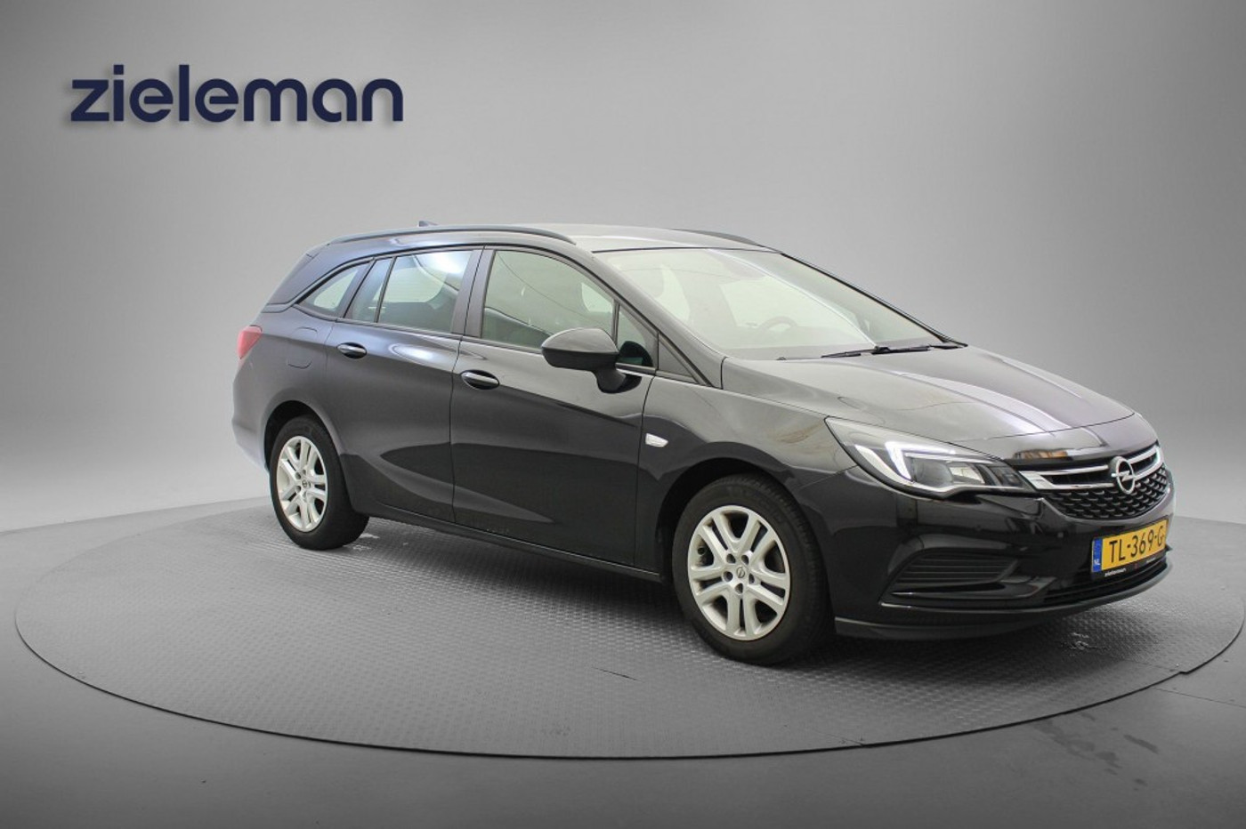 Opel Astra Sports Tourer Sportstourer 1.0 Online Edition - Carplay, Navi, Cruise, PDC 2018 - voorkant