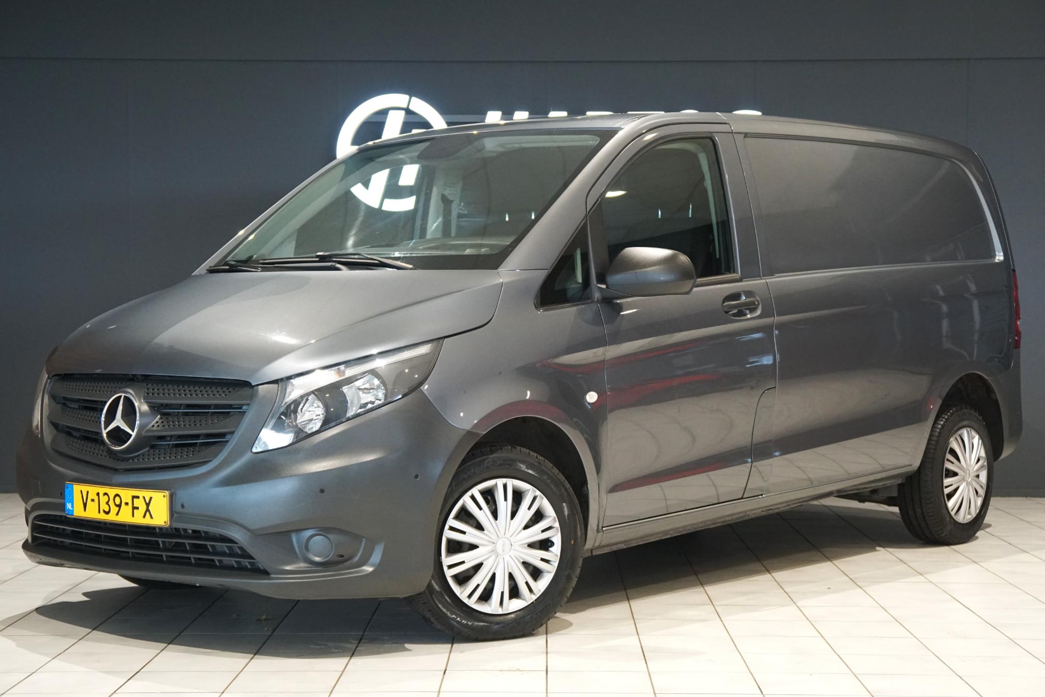 Mercedes-Benz Vito 111 CDI Functional 2017 - voorkant