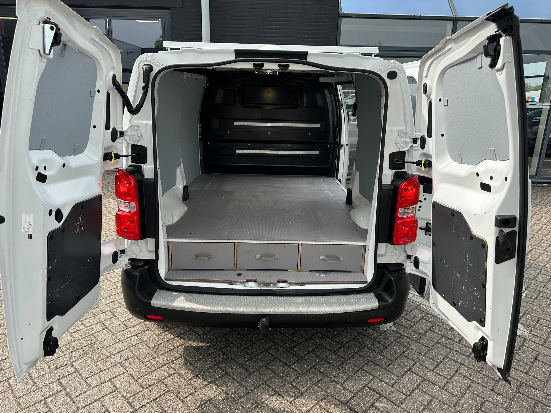 Foto van Opel Vivaro