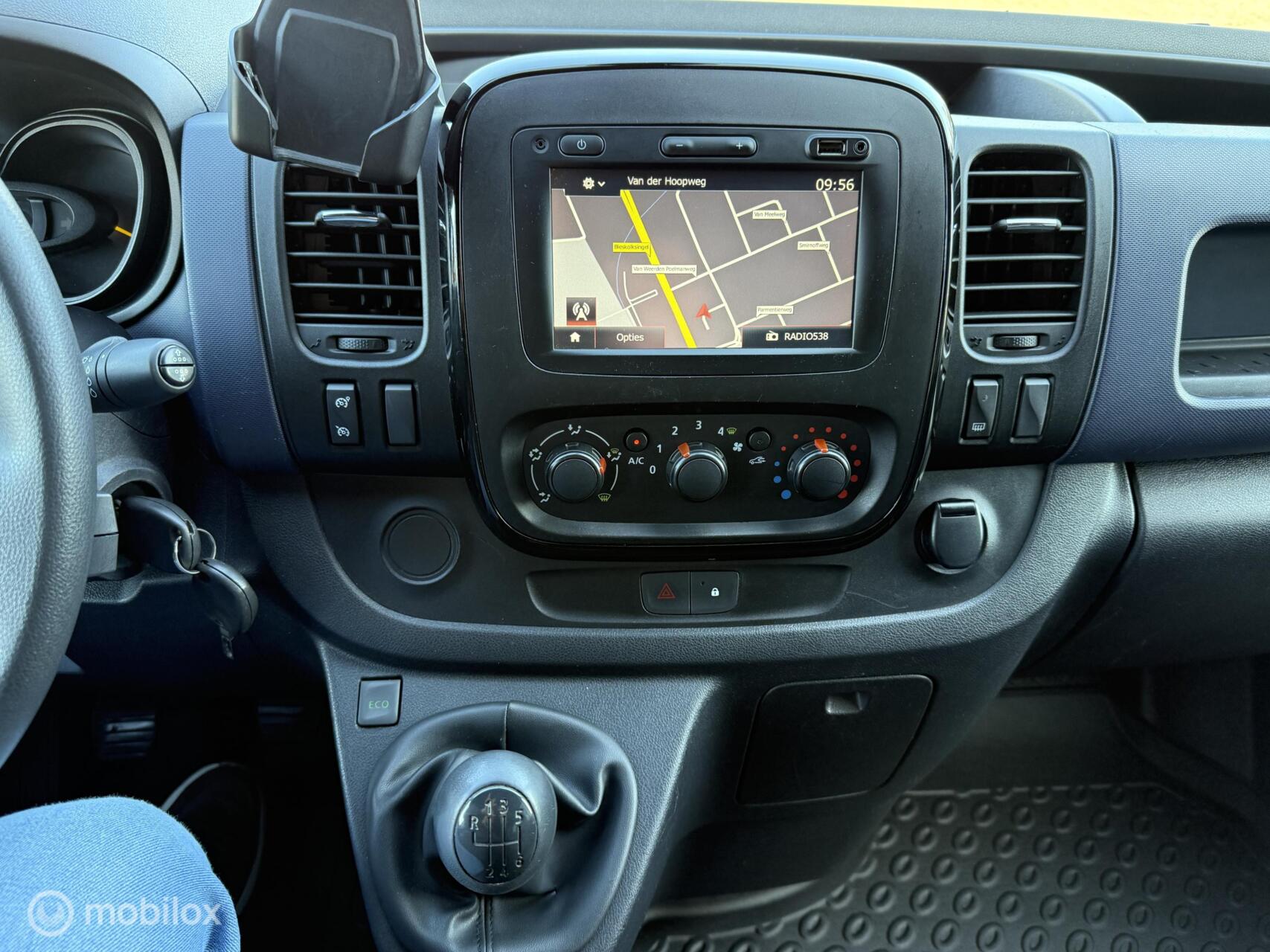 Foto van Opel Vivaro-b