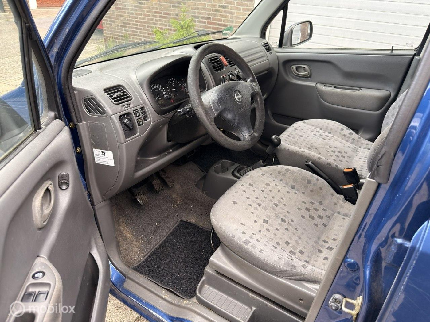 Foto van Opel Agila
