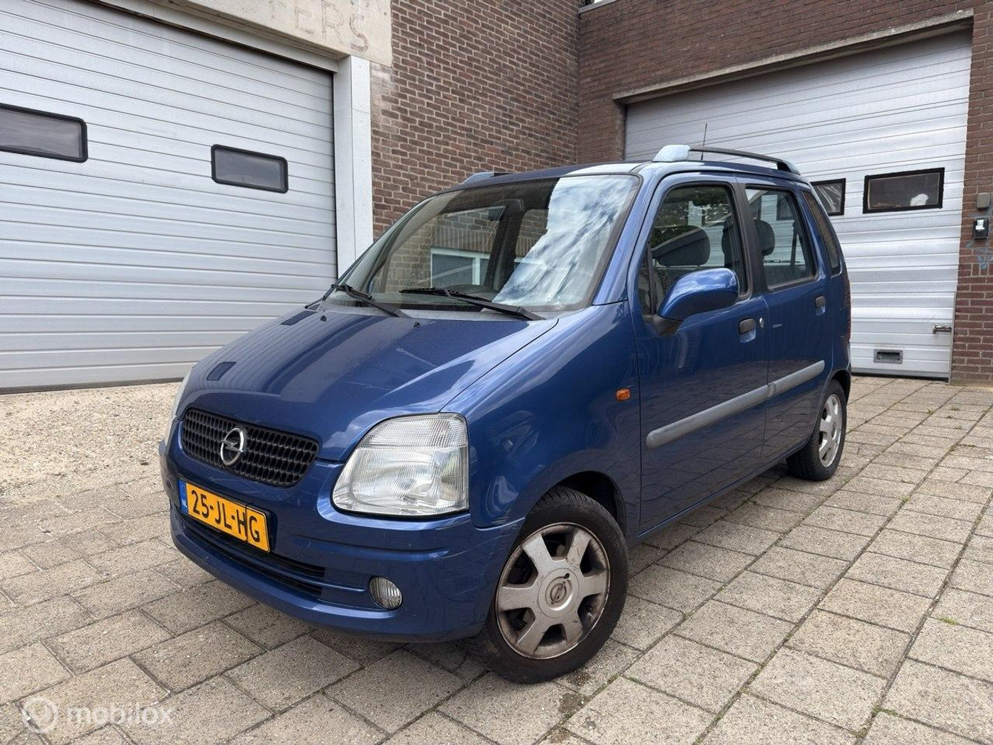 Opel Agila 1.2-16V Elegance 2002 - voorkant