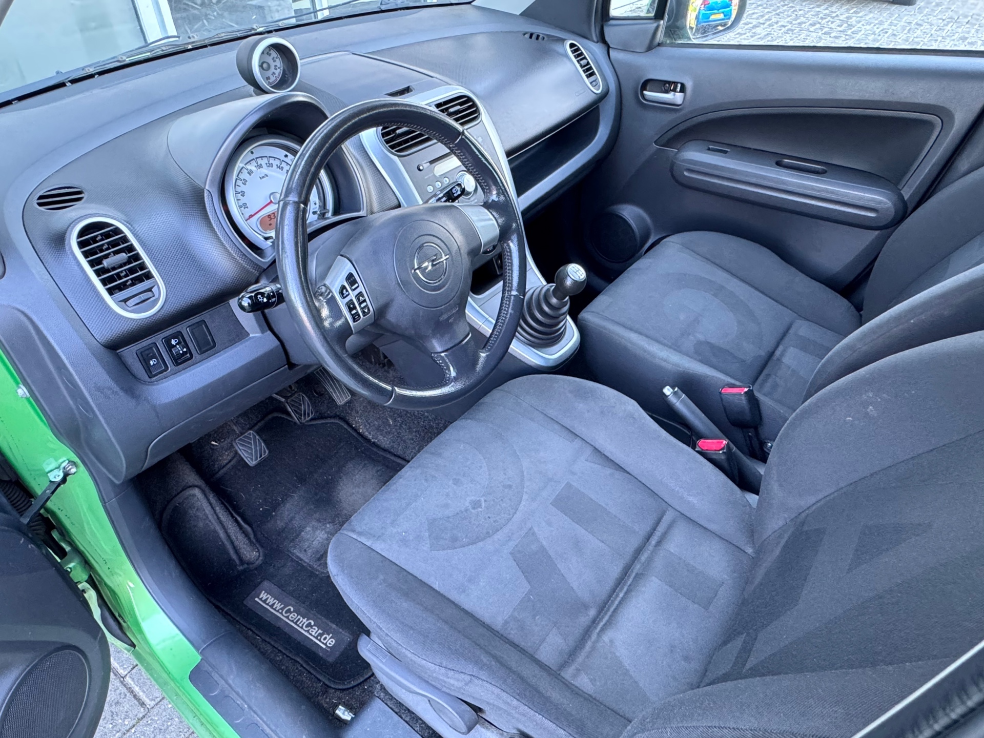 Foto van Opel Agila