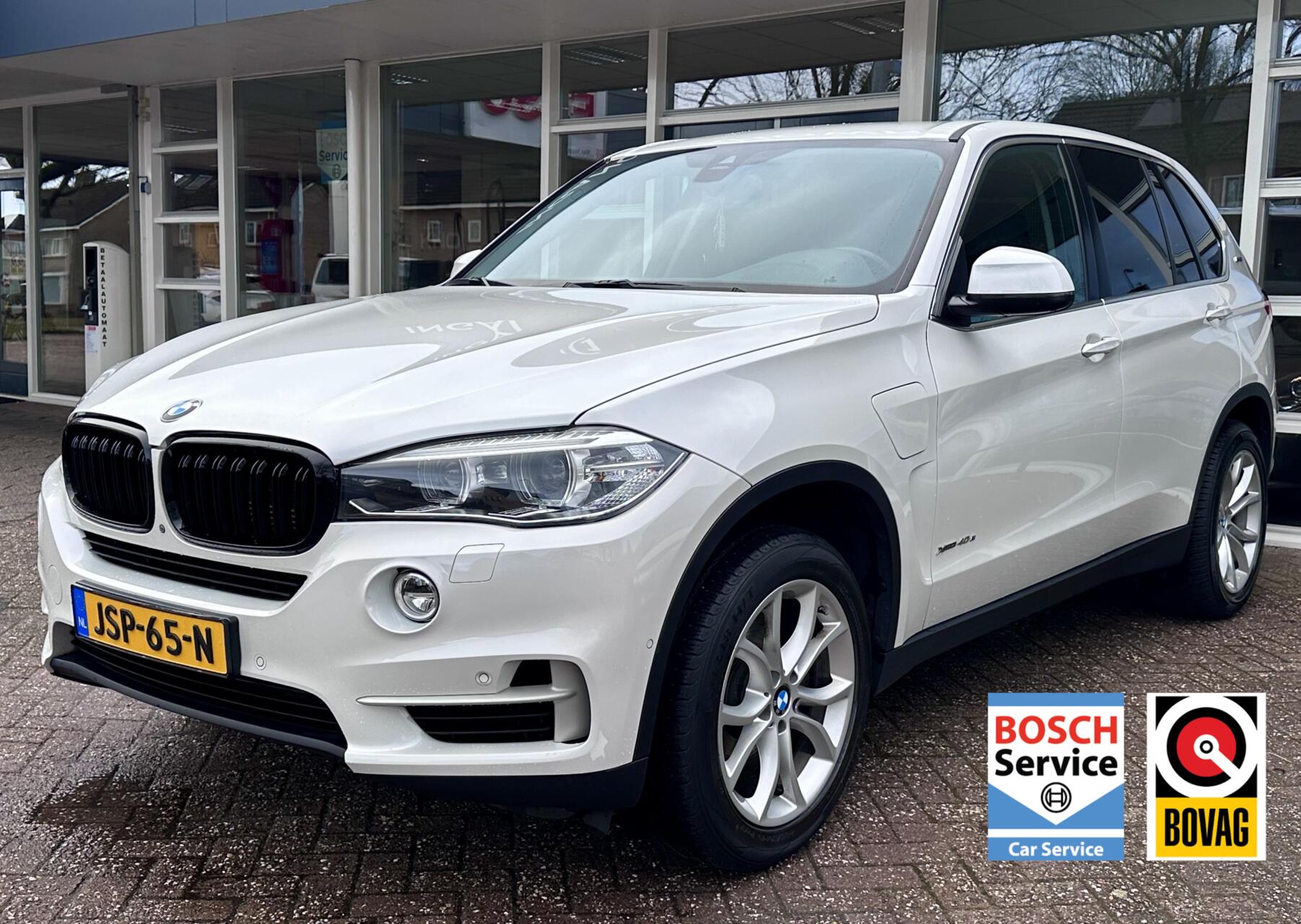 Foto van BMW X5 XDRIVE40E