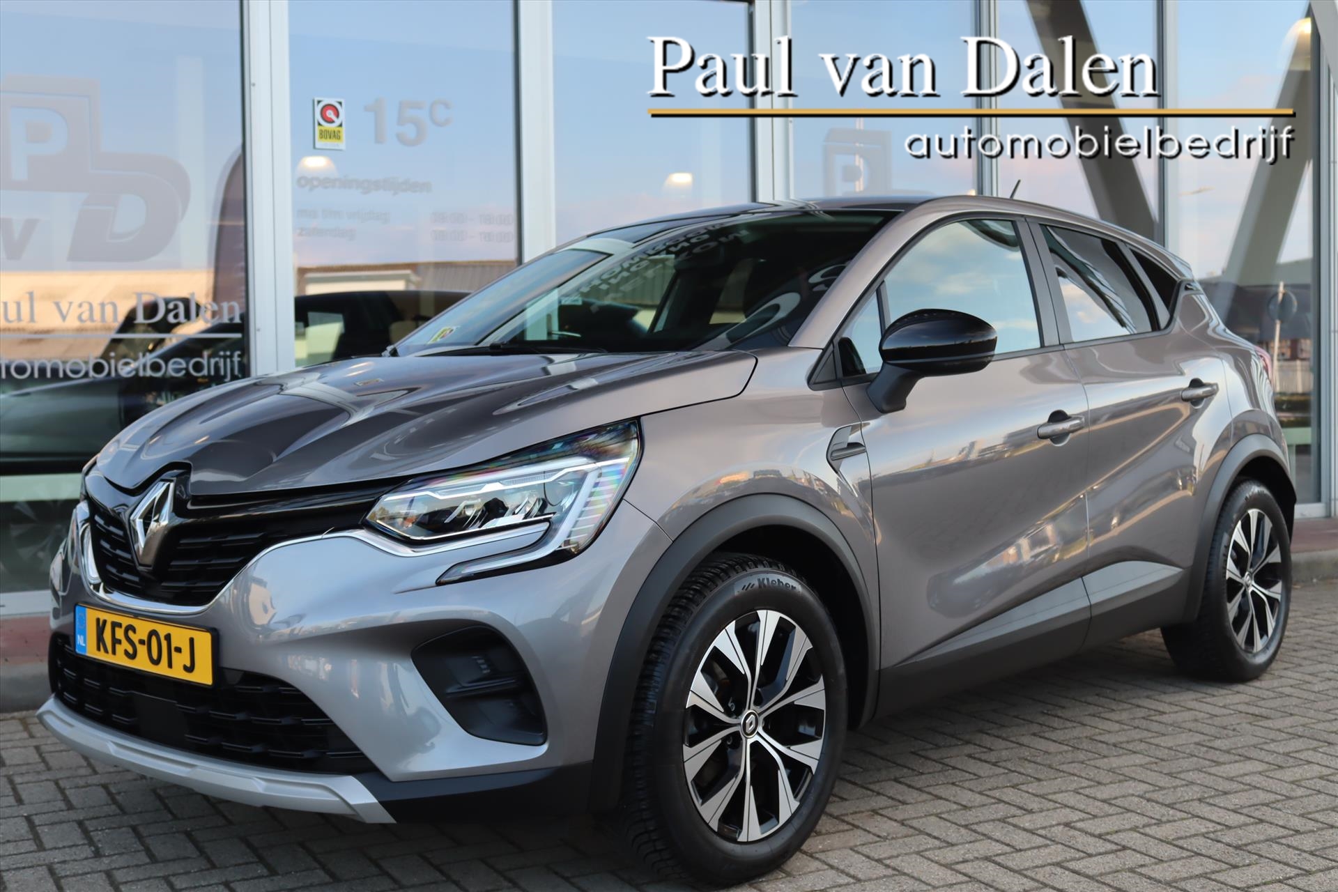 Foto van RENAULT CAPTUR (E-TECH HYBRID)