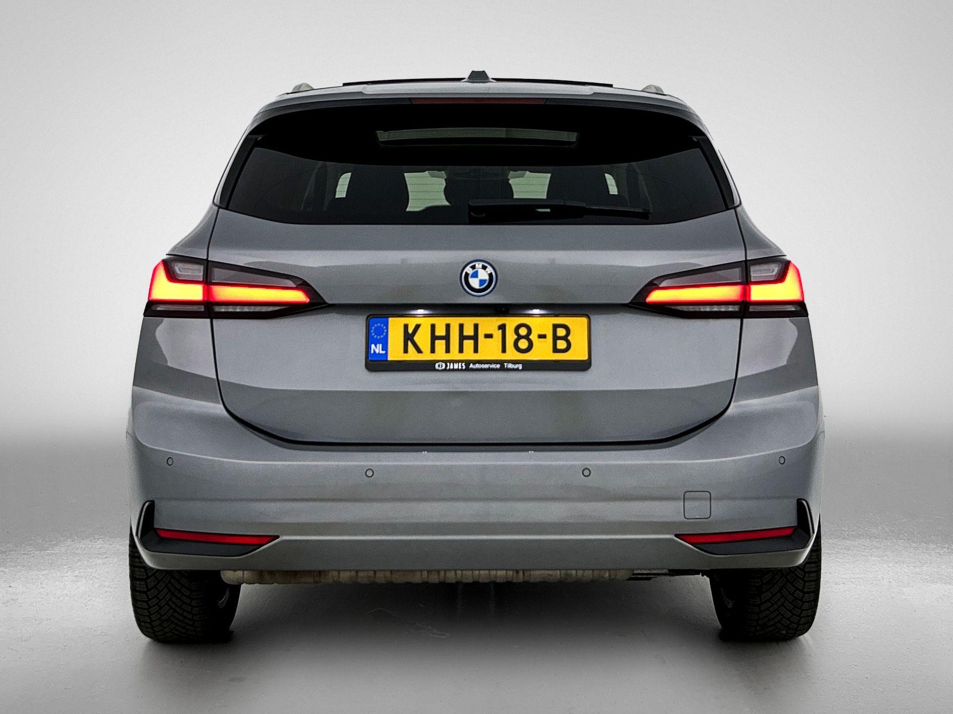 Foto van BMW 225e xDrive Active Tourer