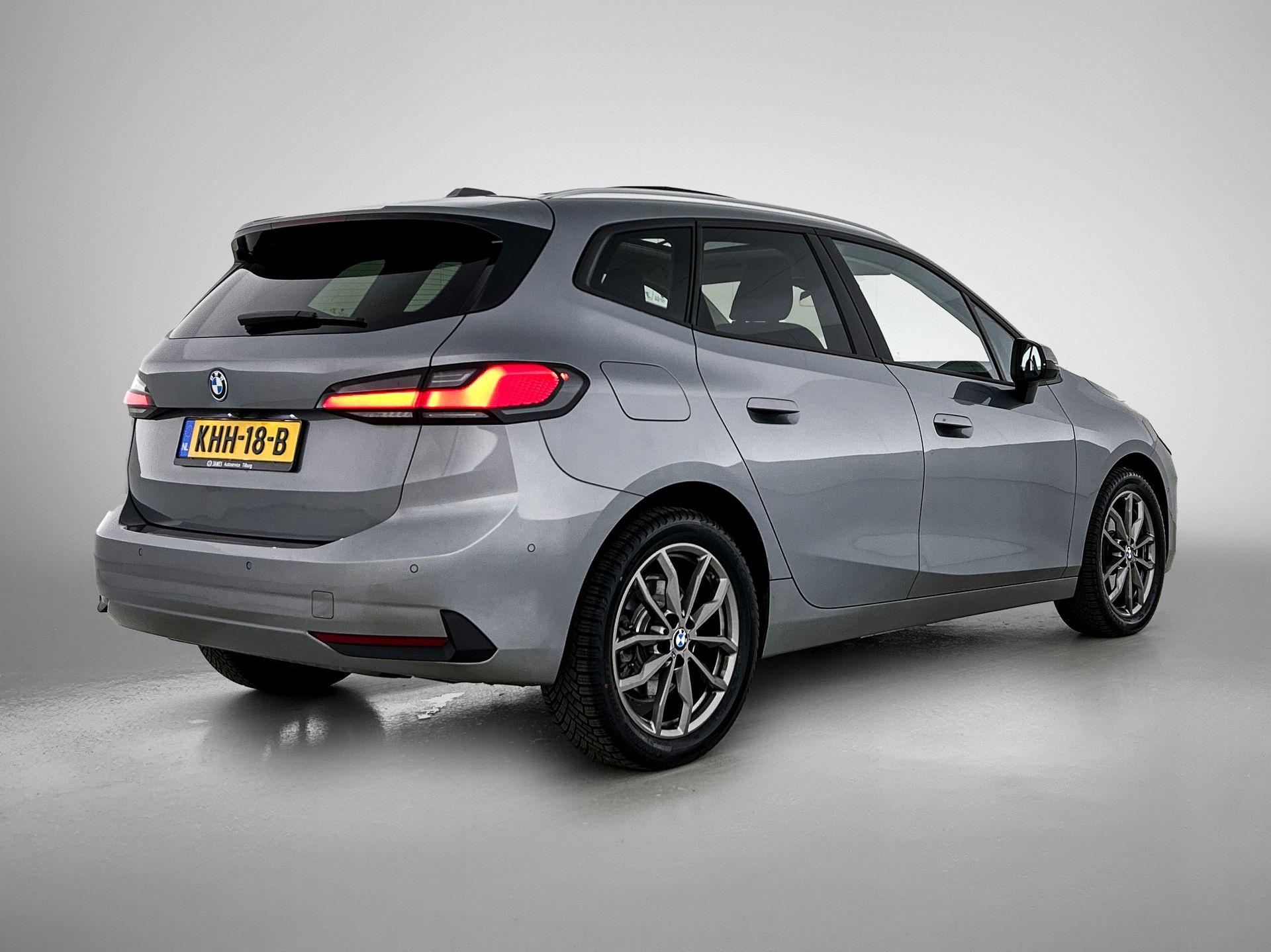 Foto van BMW 225e xDrive Active Tourer