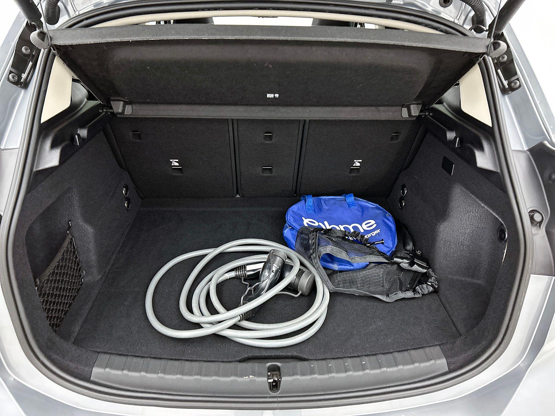 Foto van BMW 225e xDrive Active Tourer