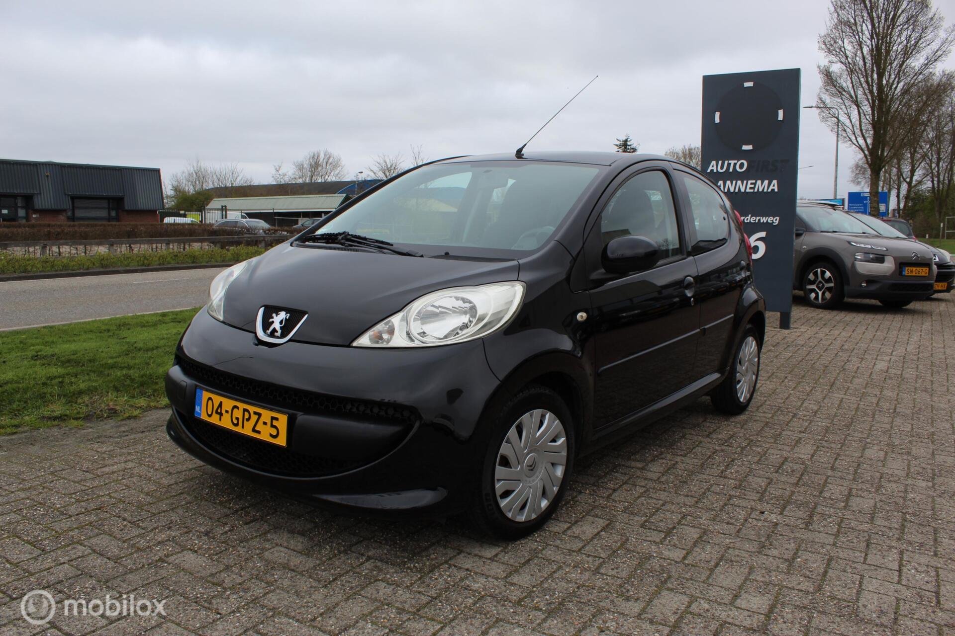 Foto van PEUGEOT PEUGEOT 107