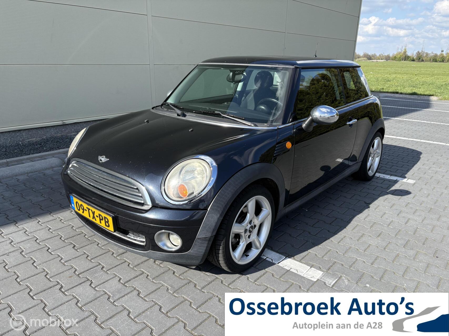 Foto van MINI MINI COOPER