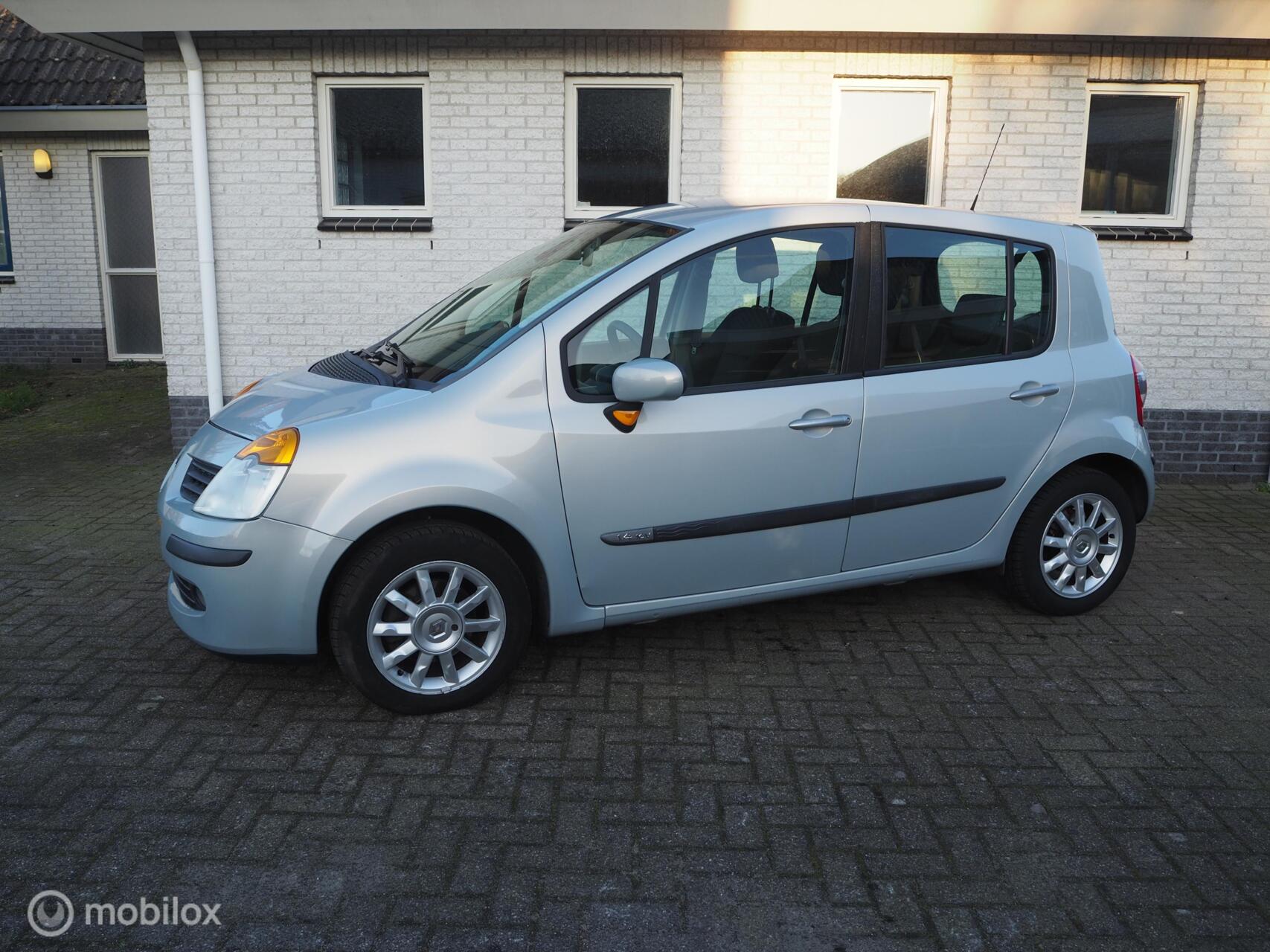 Foto van RENAULT MODUS