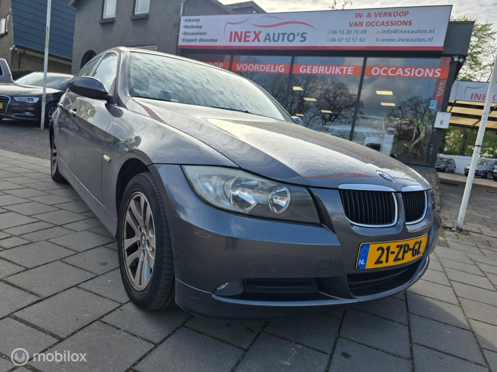BMW 3er Reihe 320i High Executive 2008 - voorkant