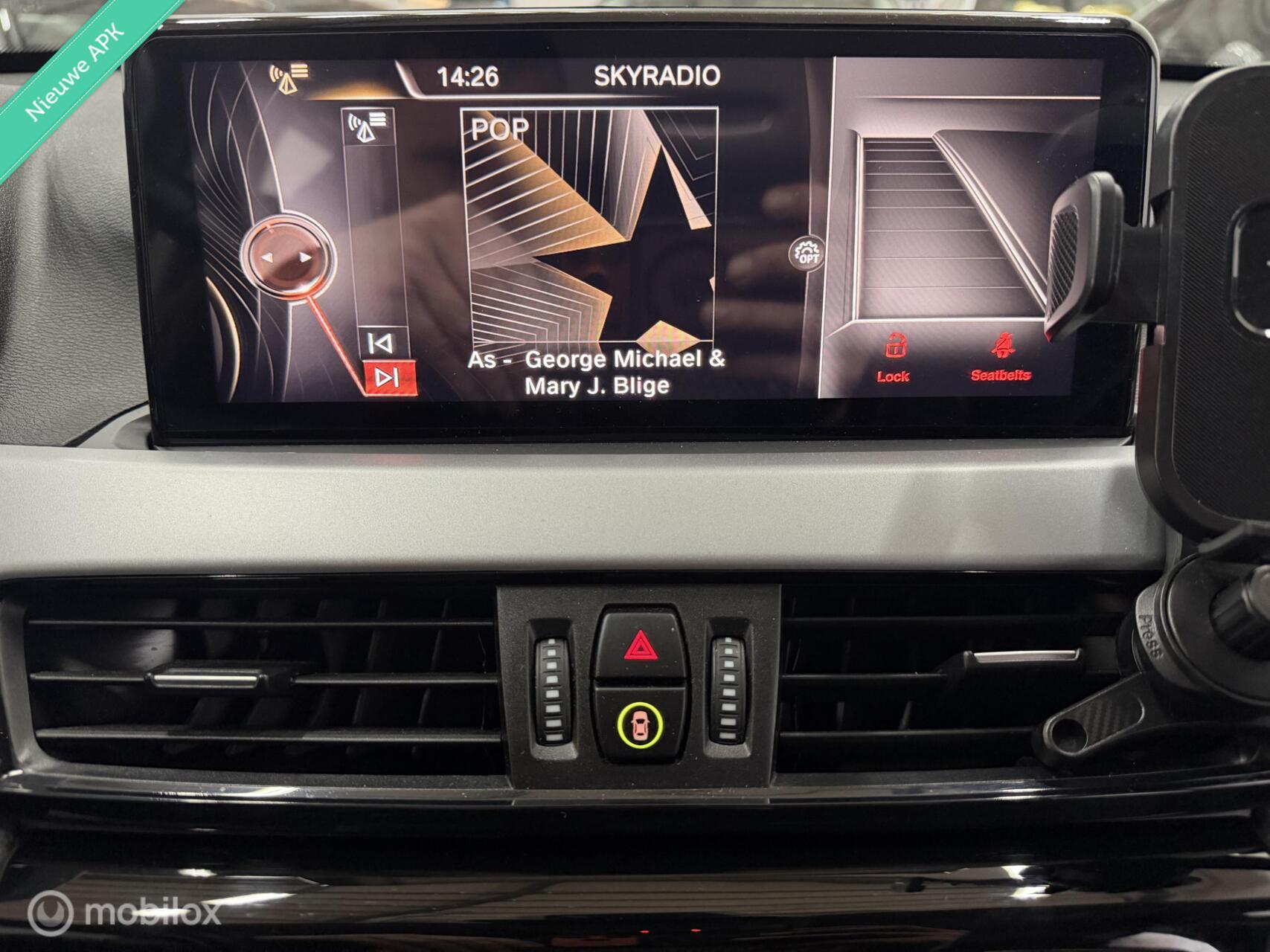 Foto van BMW X1 Sdrive18i