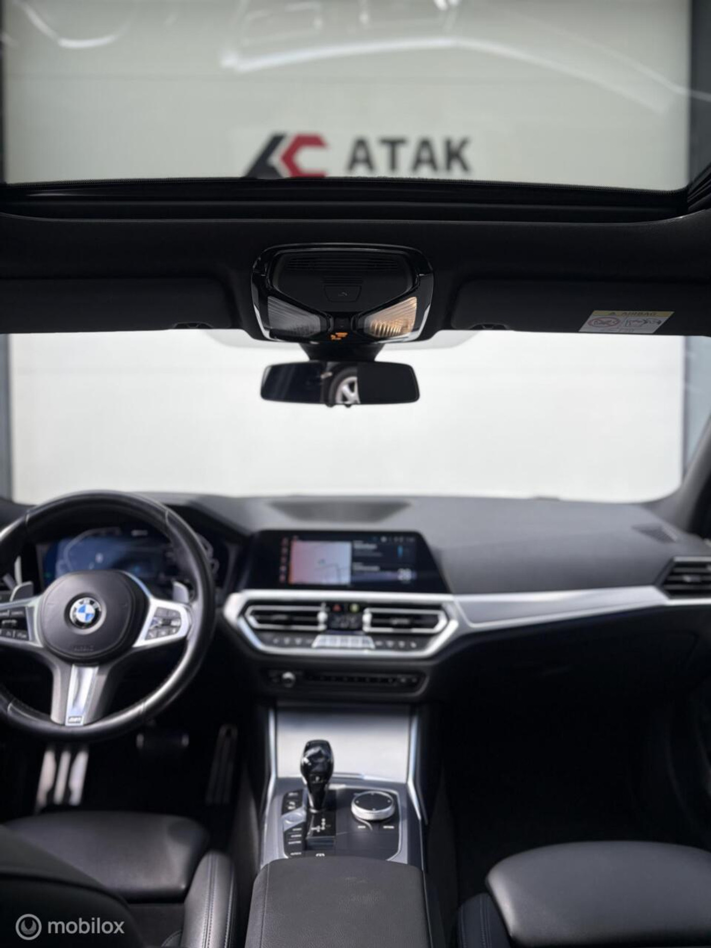 Foto van BMW 330e
