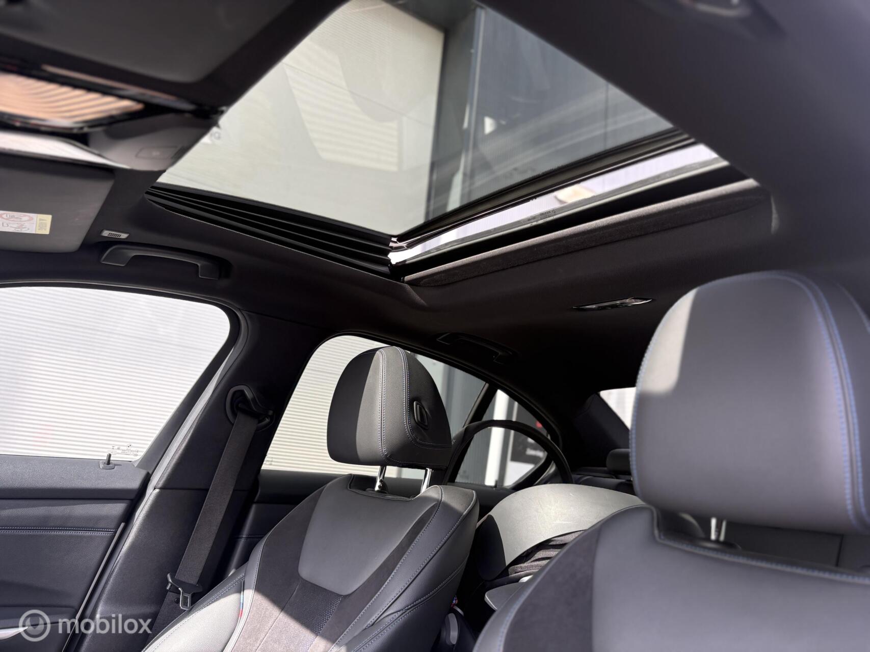 Foto van BMW 330e