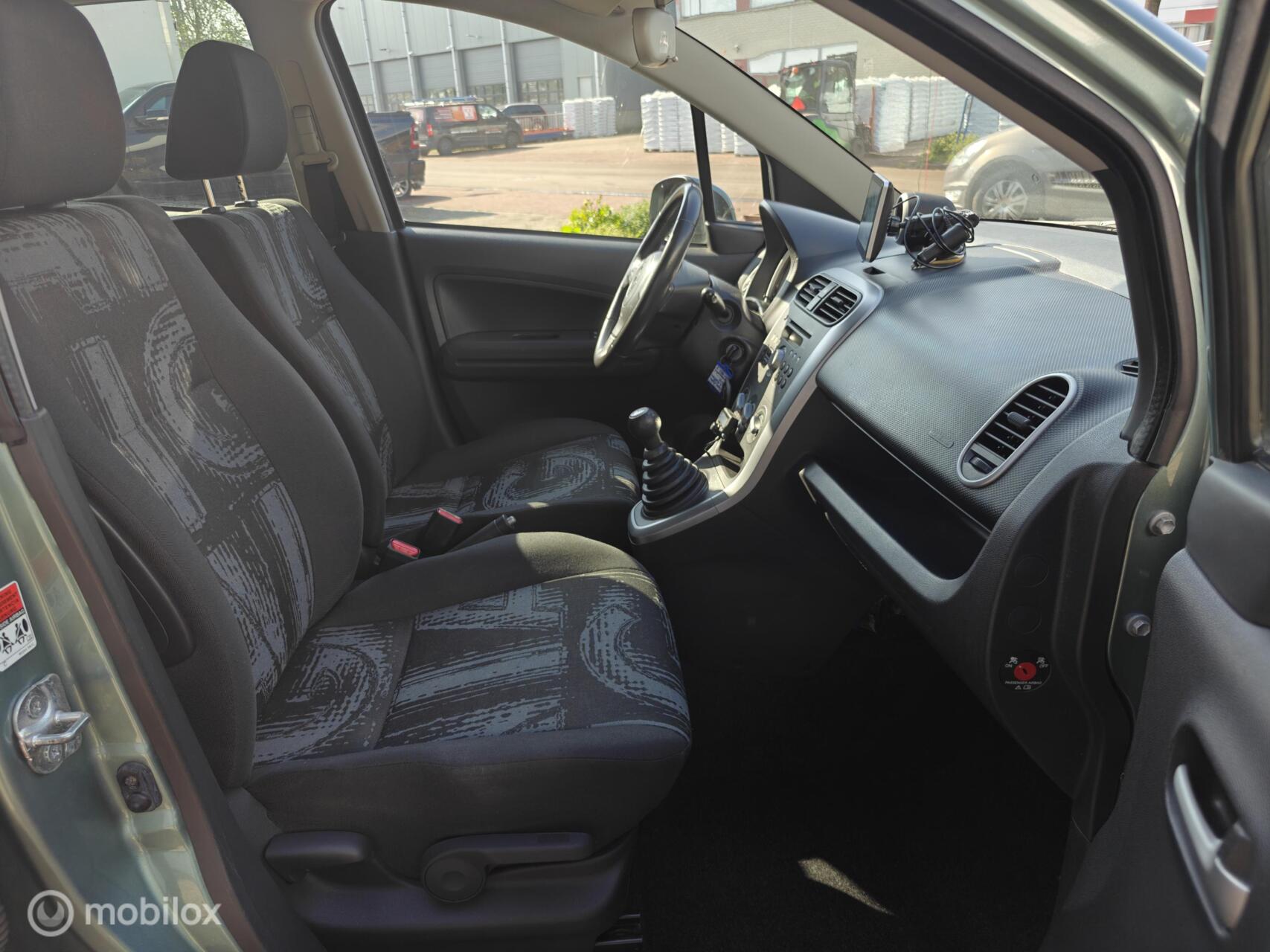 Foto van Opel Agila