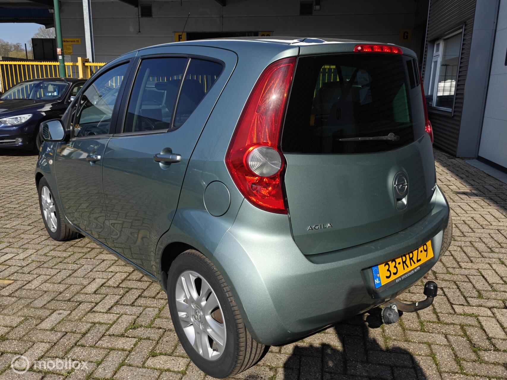 Foto van Opel Agila