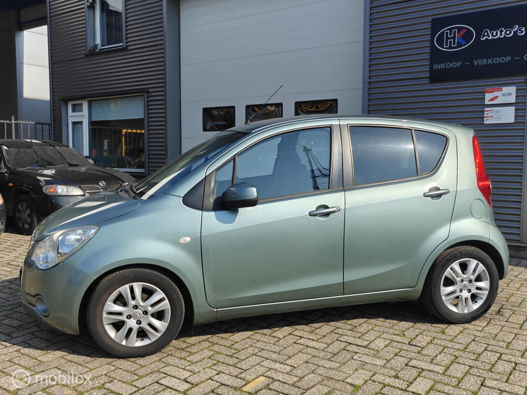 Foto van Opel Agila