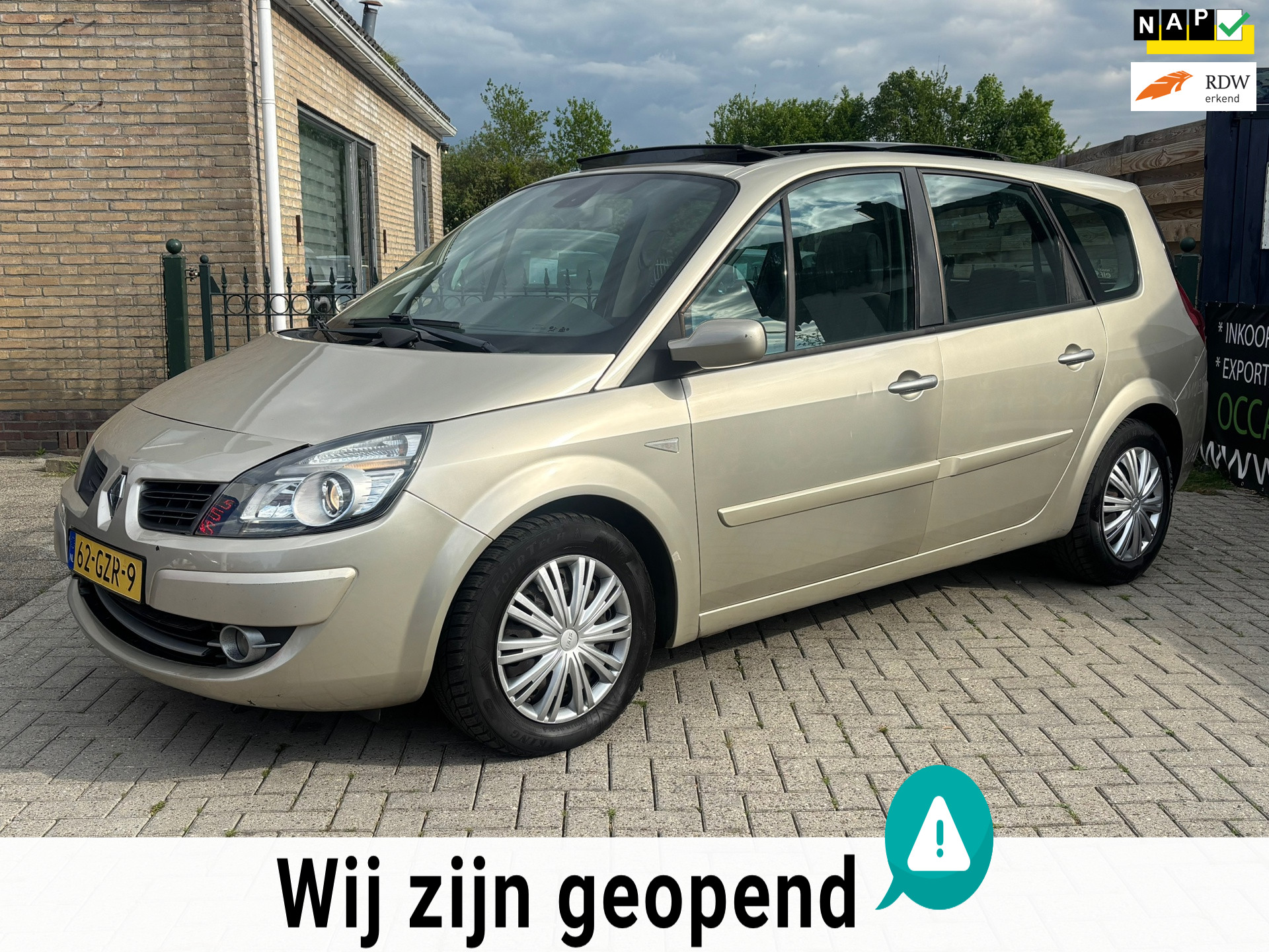 Foto van RENAULT MEGANE SCENIC