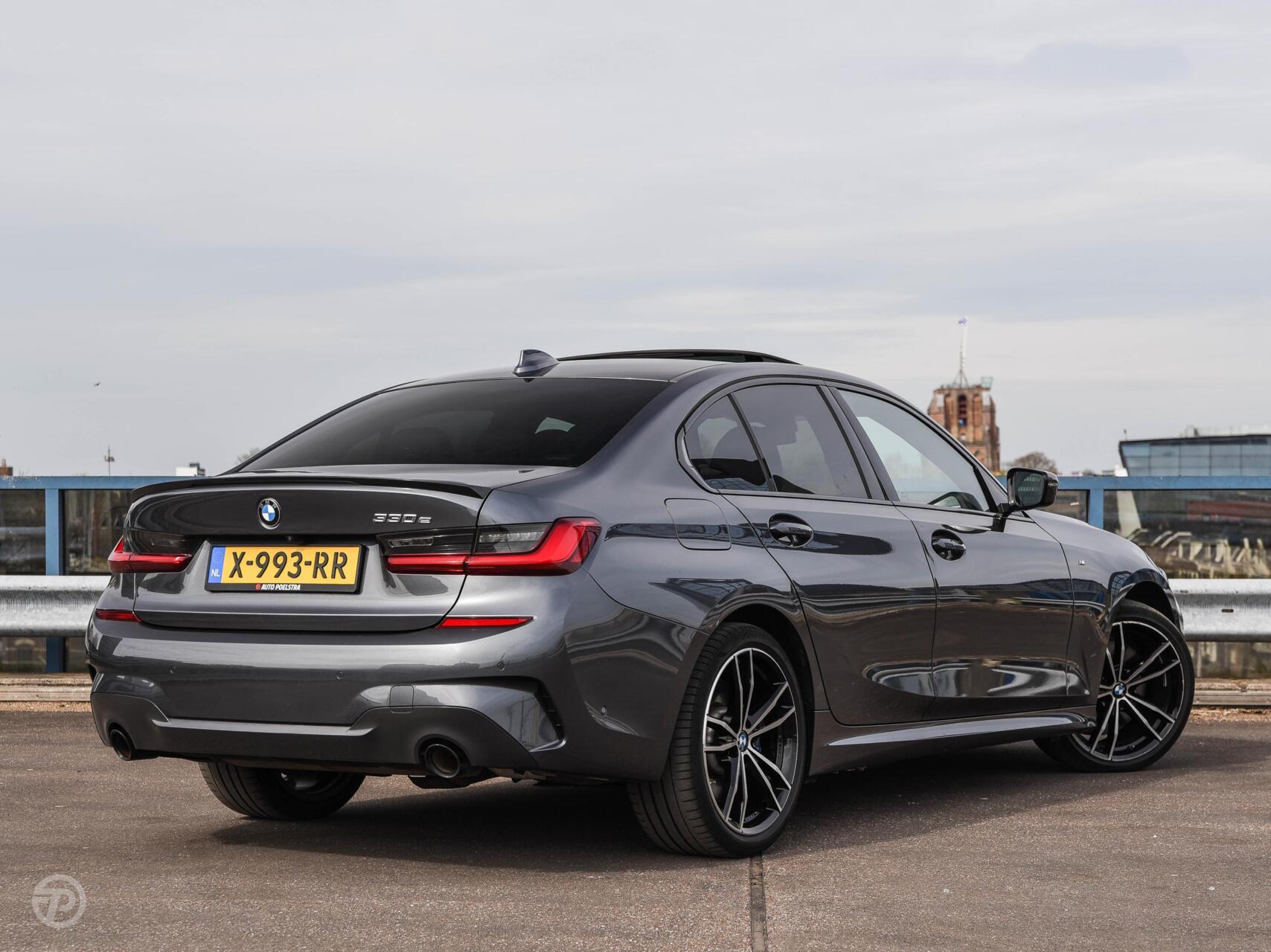 Foto van BMW 330e