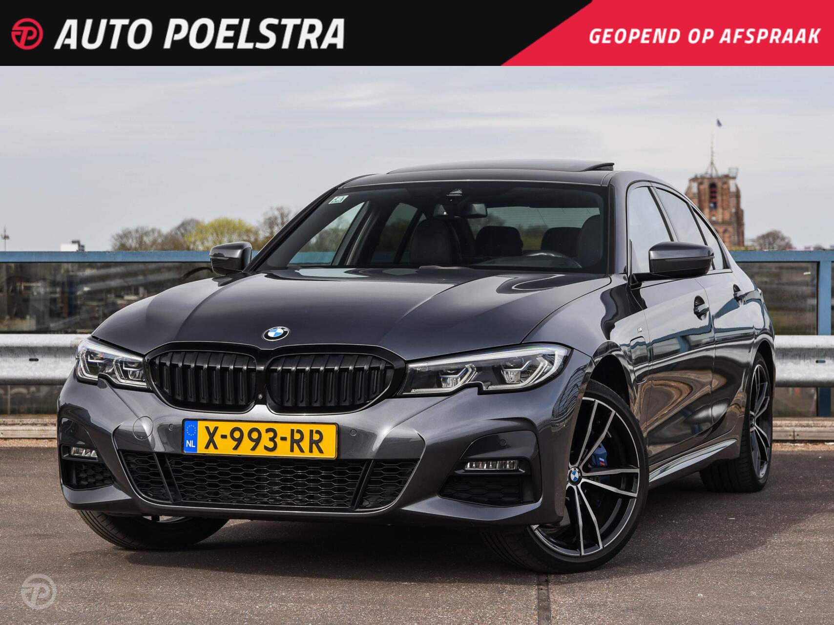 BMW 330e 330e High Executive M Sport | Schuifdak | Laser LED | HUD | Leder | 360 Camera | Harman Kardon | Apple Carplay/Android Auto | 293 PK XtraBoost | 19" 2020 - voorkant