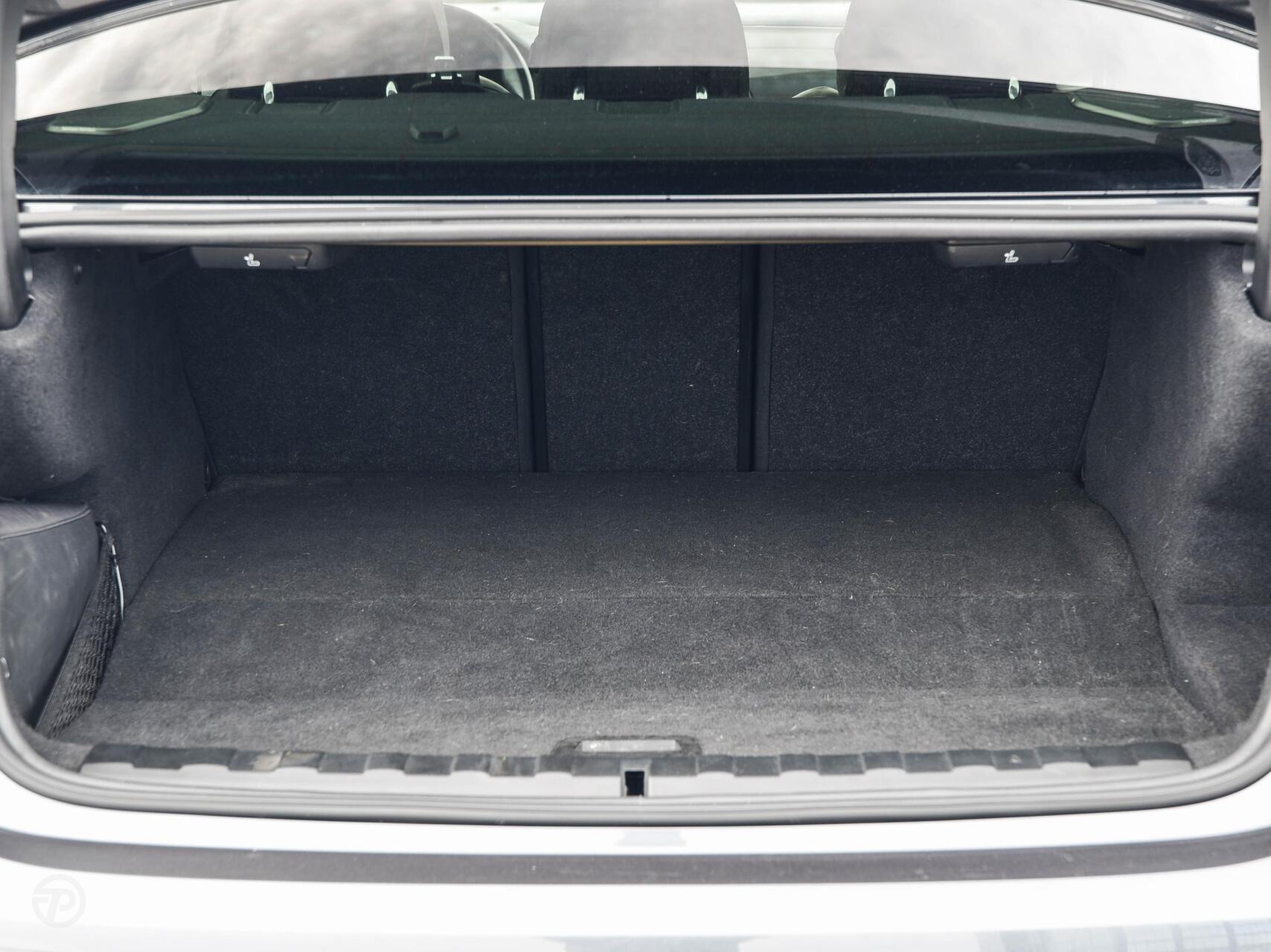Foto van BMW 330e