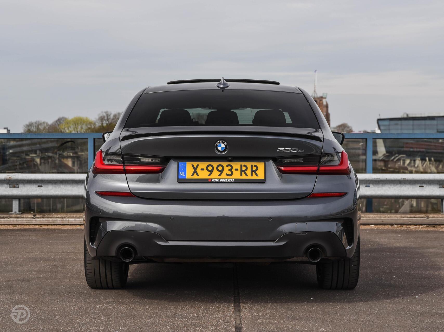 Foto van BMW 330e