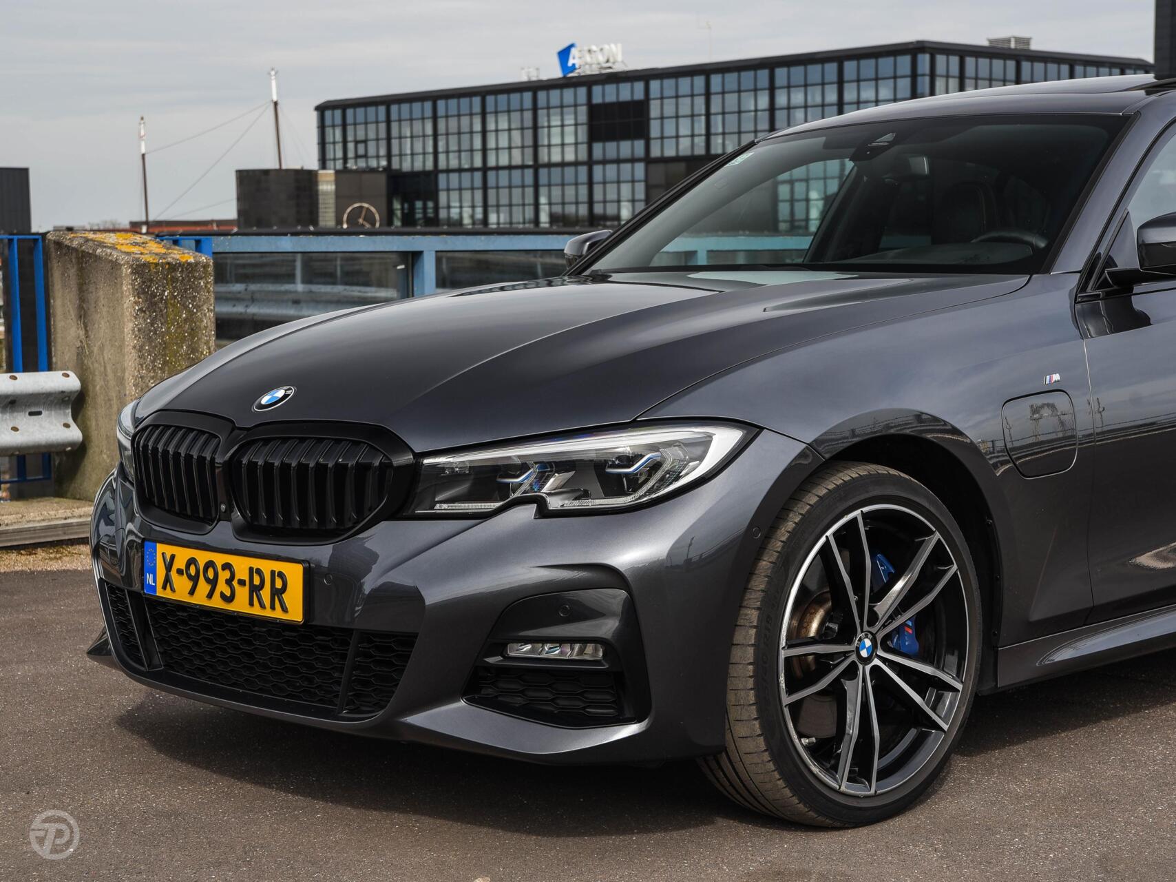Foto van BMW 330e