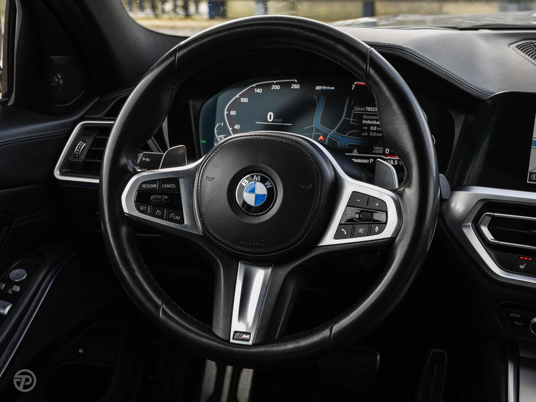 Foto van BMW 330e