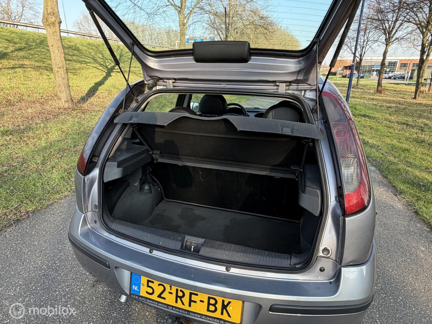 Foto van Opel Corsa-c
