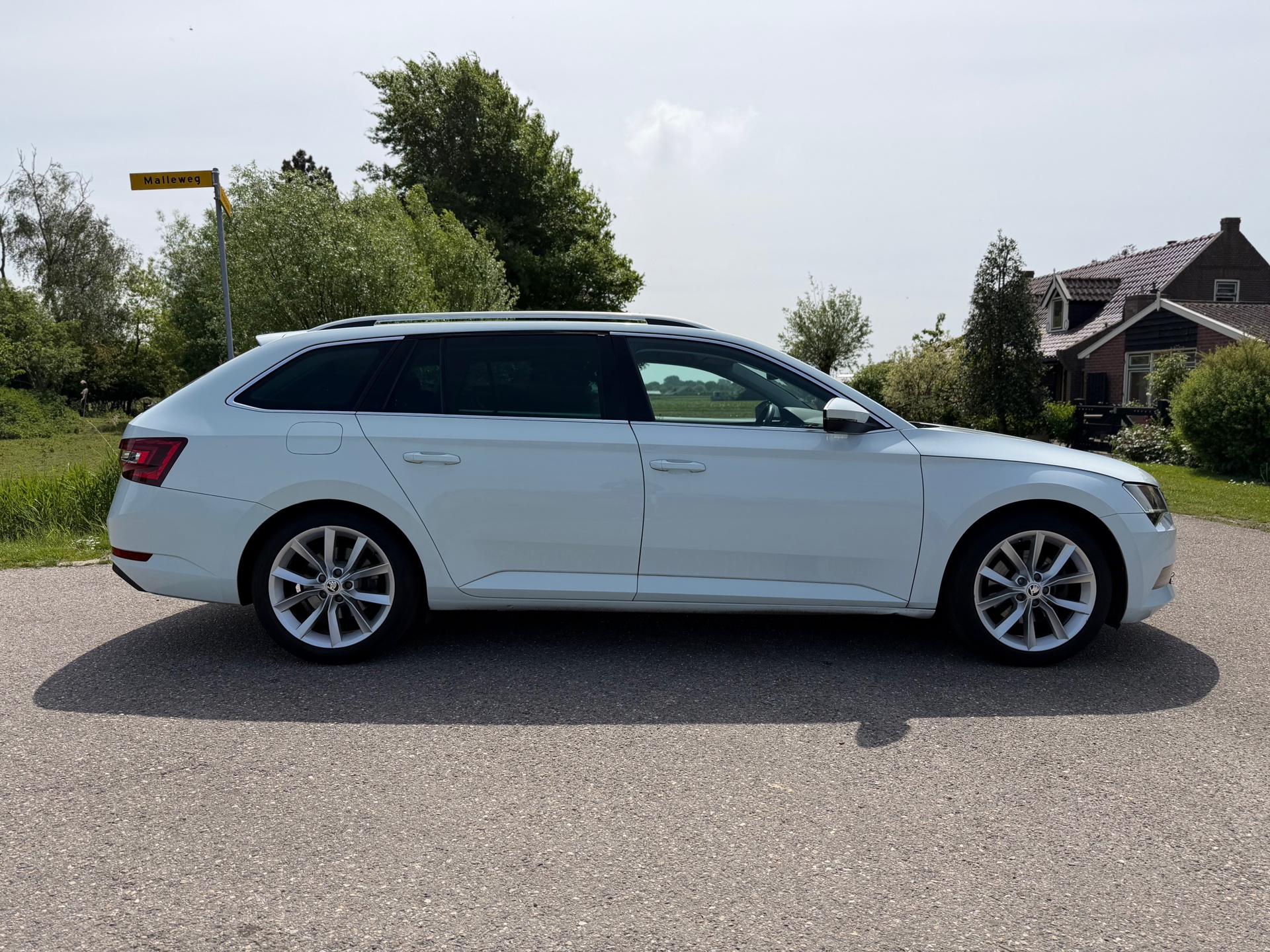 Foto van Skoda Superb