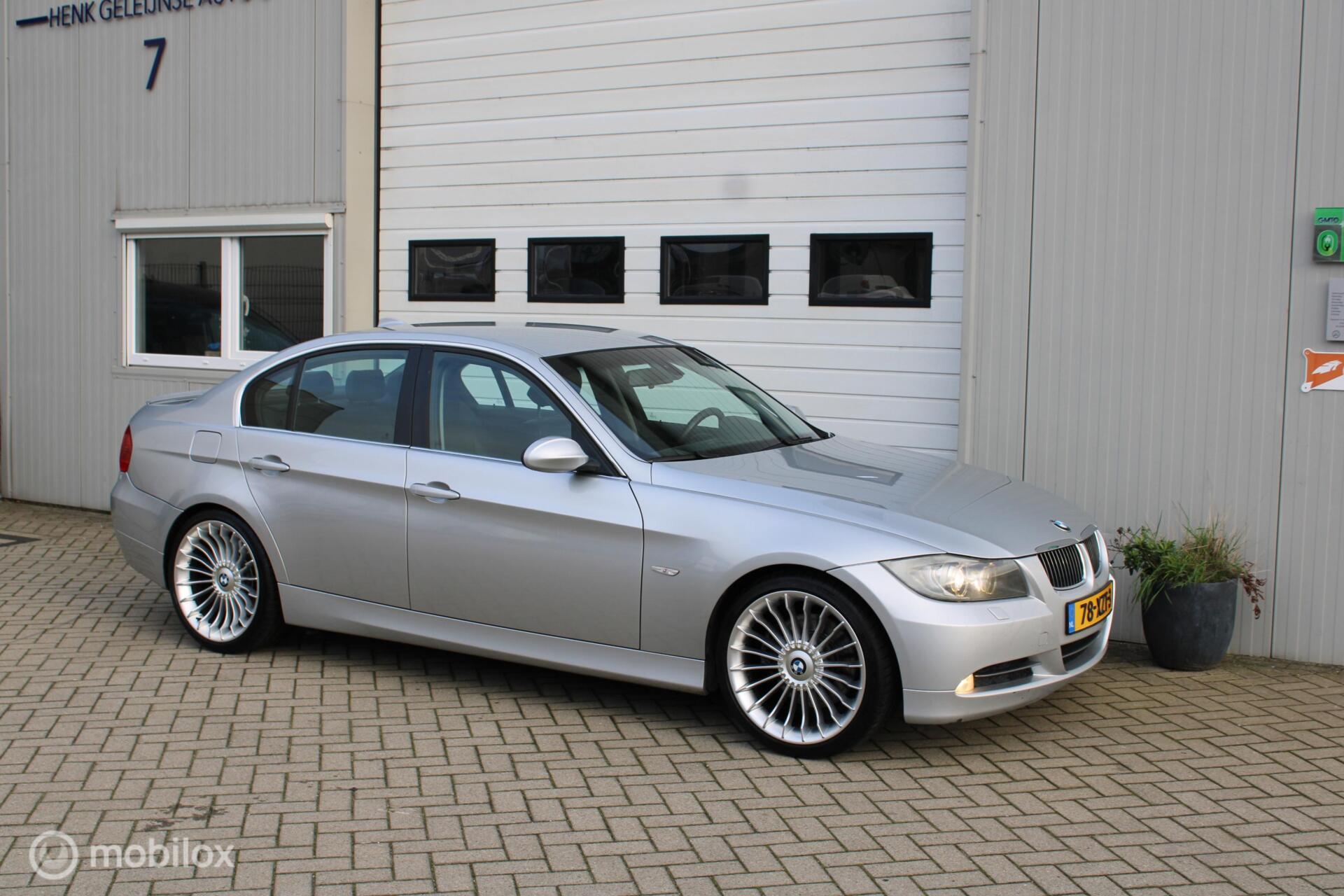 Foto van BMW 330I