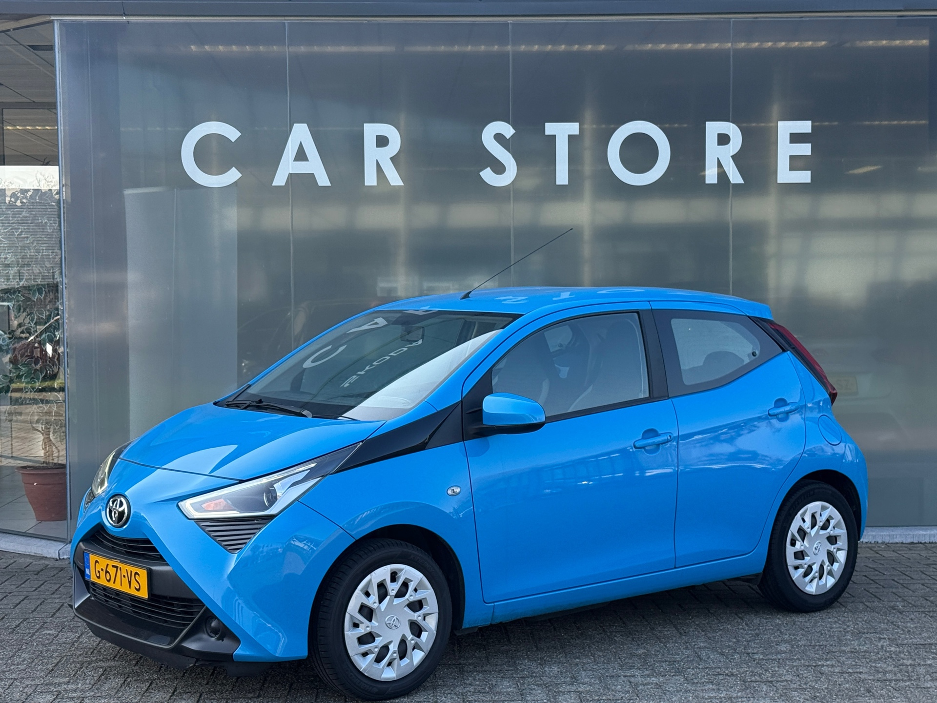 Toyota Toyota Aygo 1.0 VVT-i x-play limited Carplay Camera 2019 - voorkant