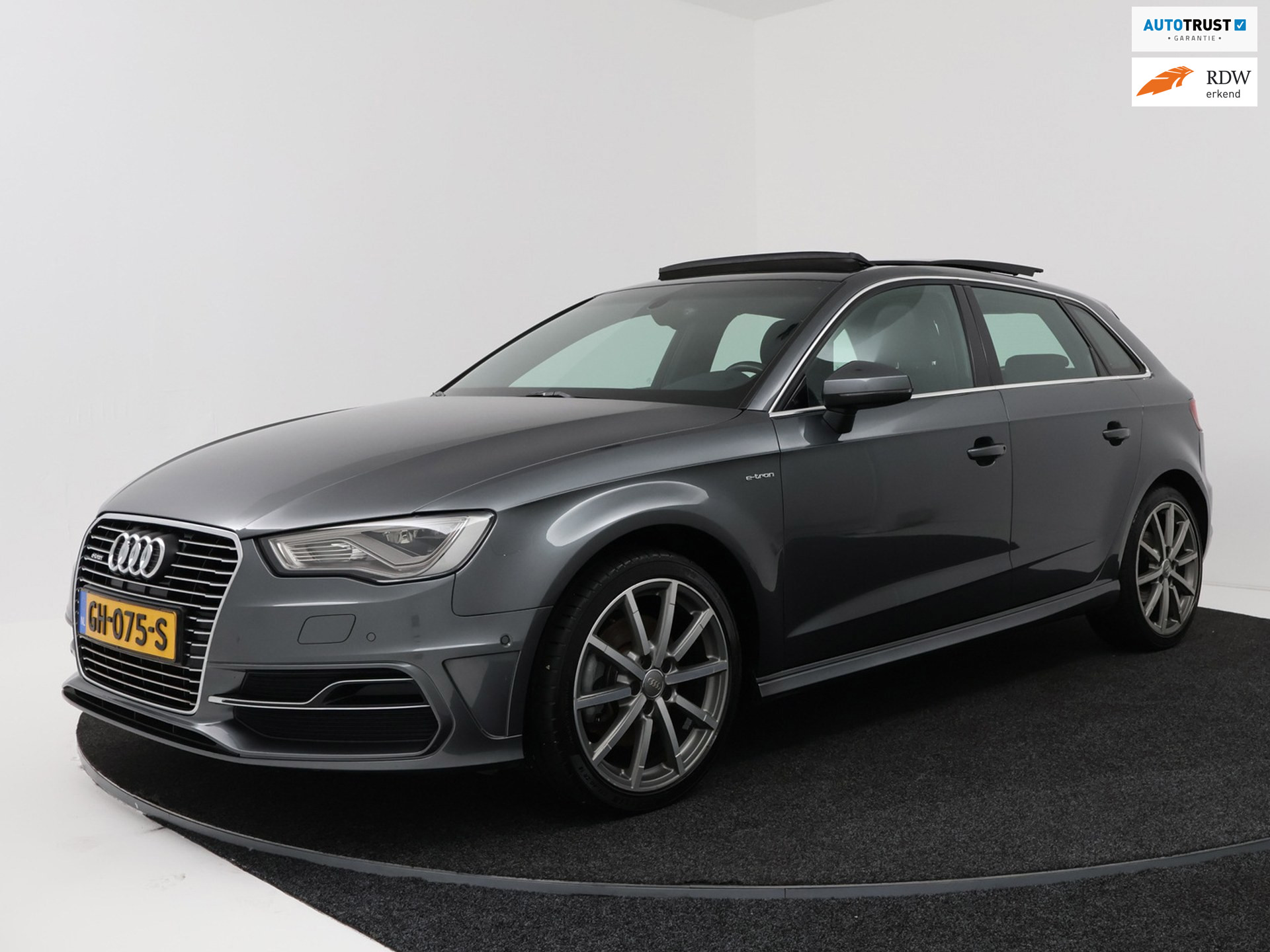 Audi A3 Sportback E-tron 1.4 e-tron PHEV Ambition Pro Line plus 2015 - voorkant