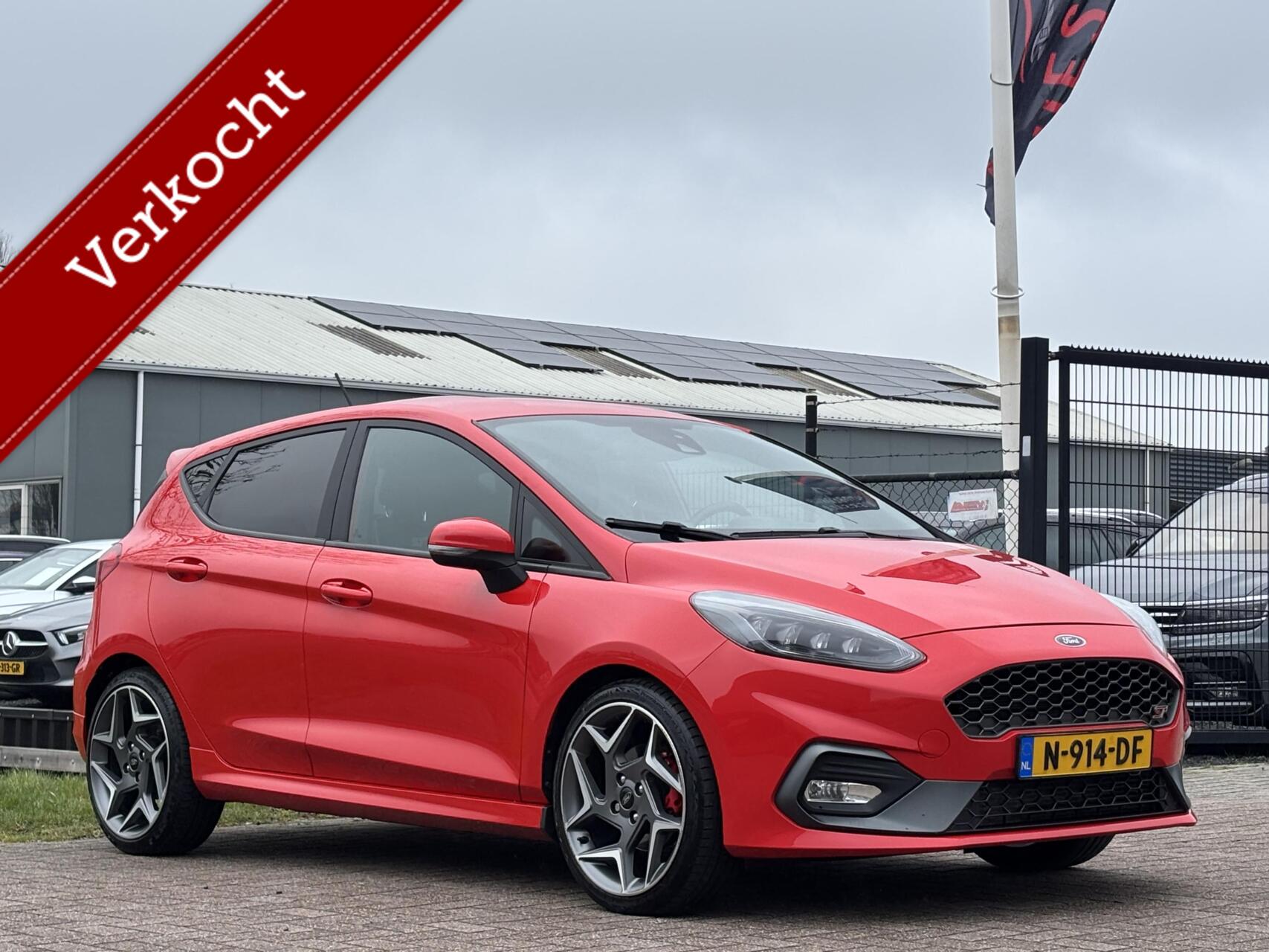 Ford Fiesta 1.5 EcoBoost ST-3 cruise reco stoelen B&O keyles 2019 - voorkant