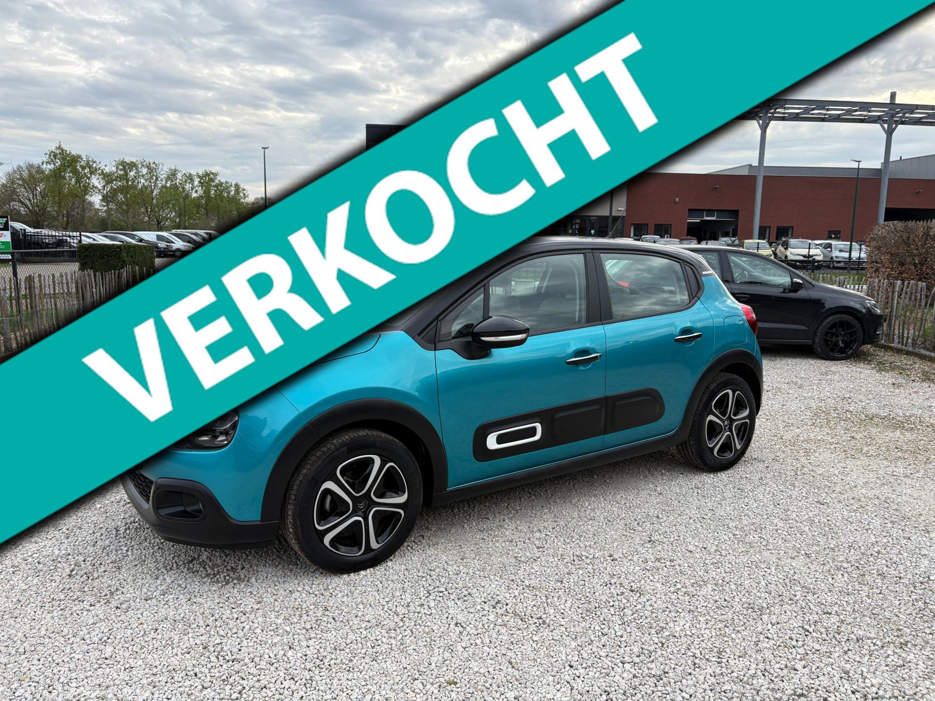 Citroen C3 1.2 Shine NAP, Stoelverwarming, LED, Apple Carplay 2022 - voorkant