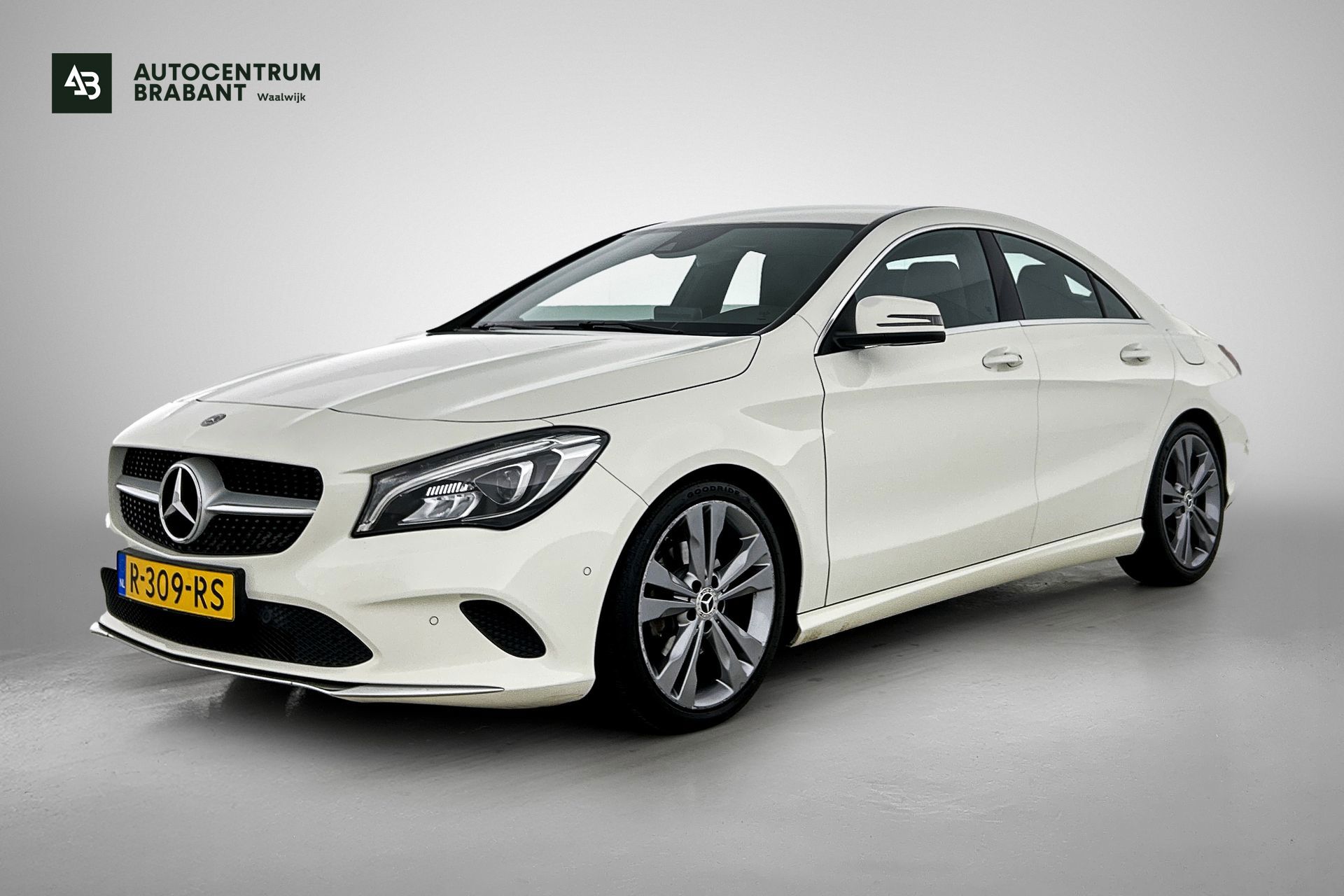 Foto van MERCEDES-BENZ CLA 180