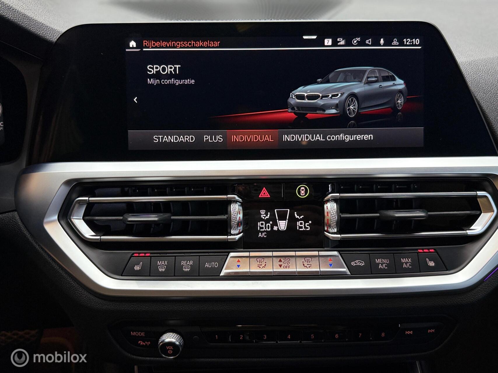 Foto van BMW 330i