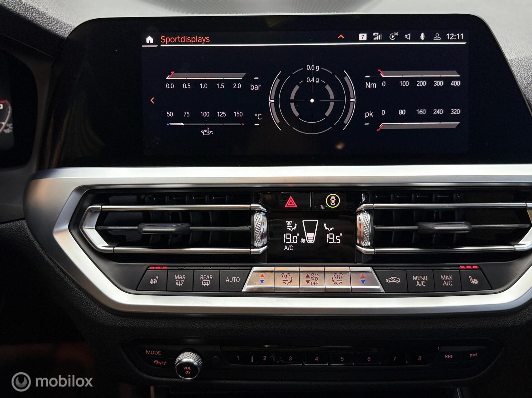 Foto van BMW 330i